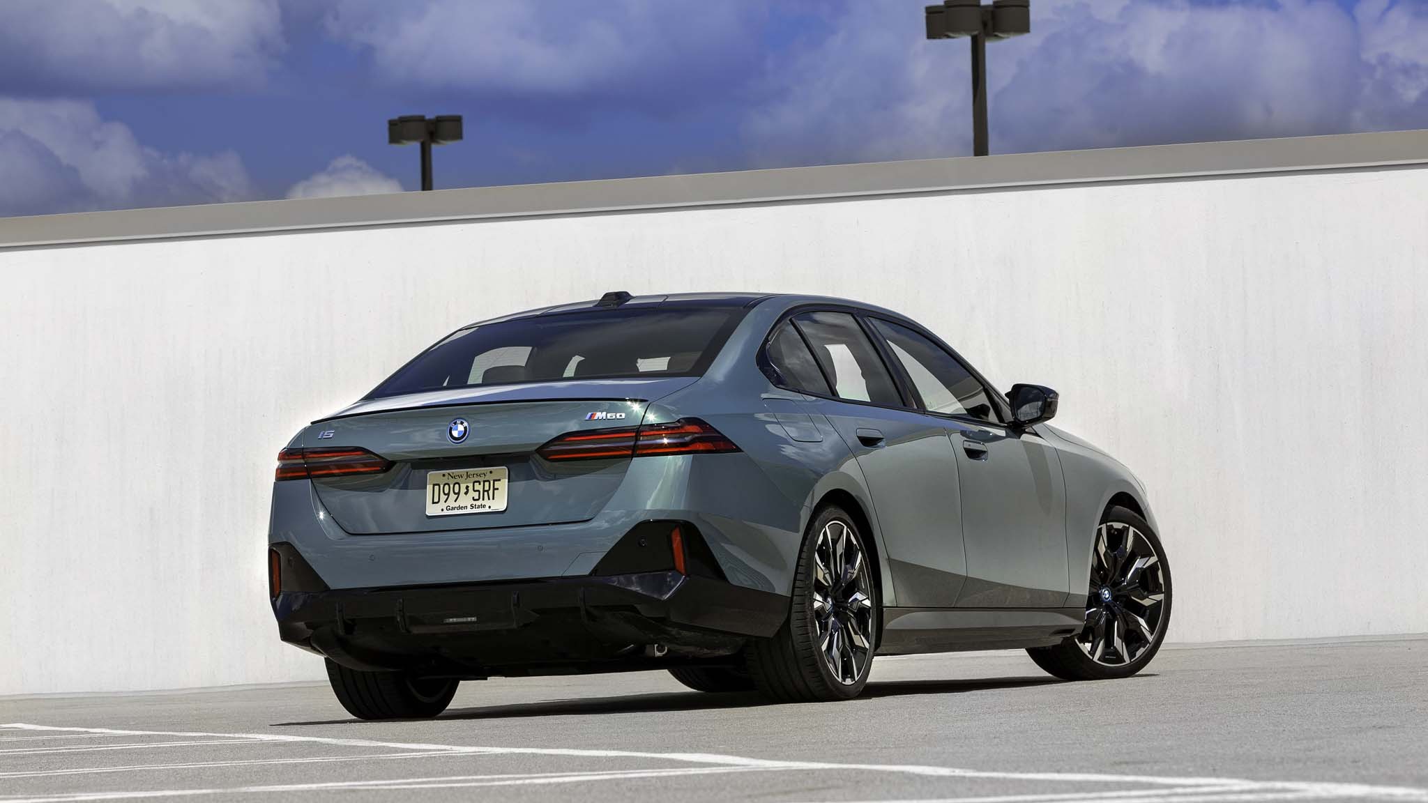 014 2024 BMW i5 M60