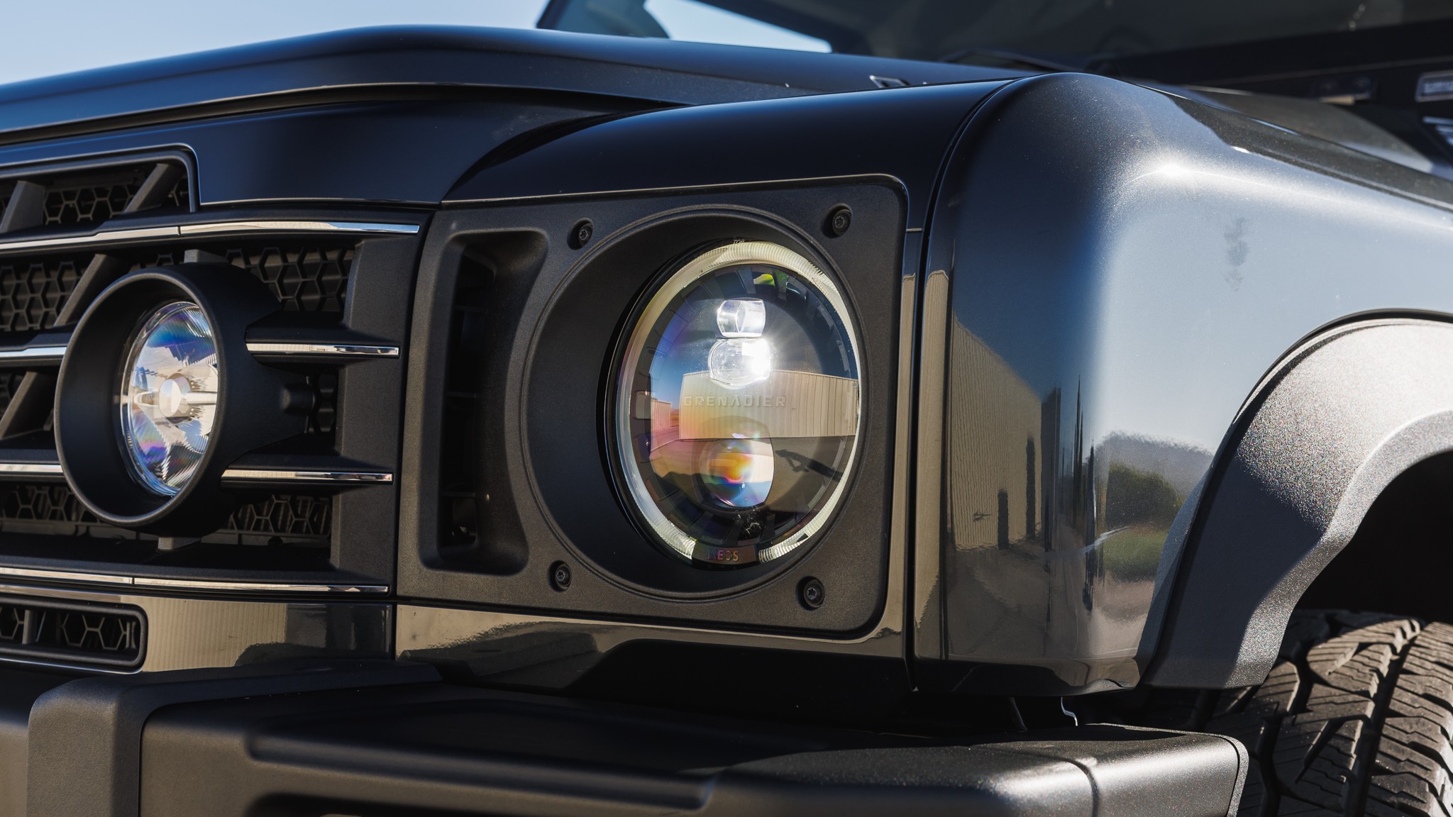 018 2024 Ineos Grenadier FieldMaster headlight