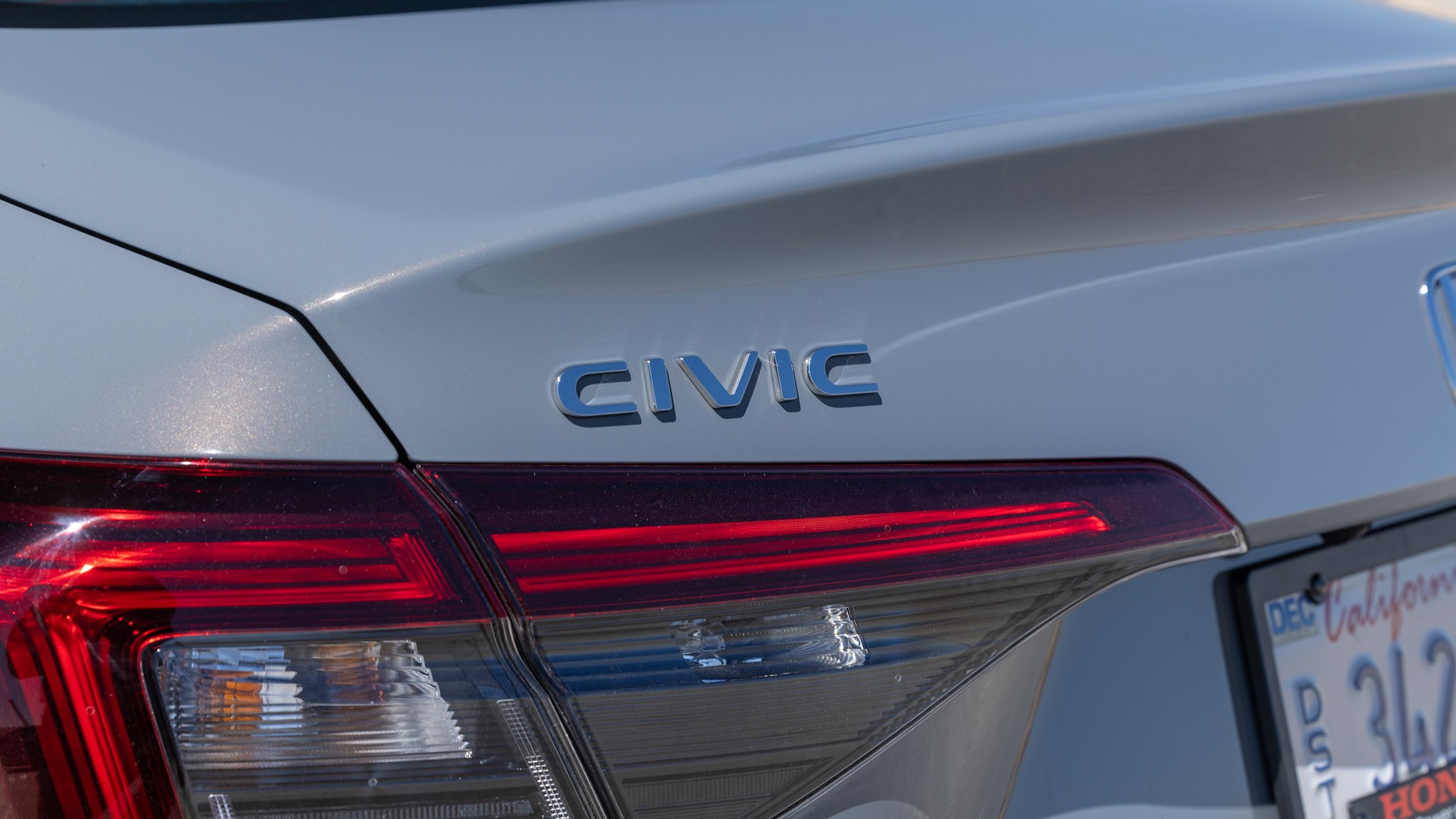 011 2025 Honda Civic Hybrid Sport Touring