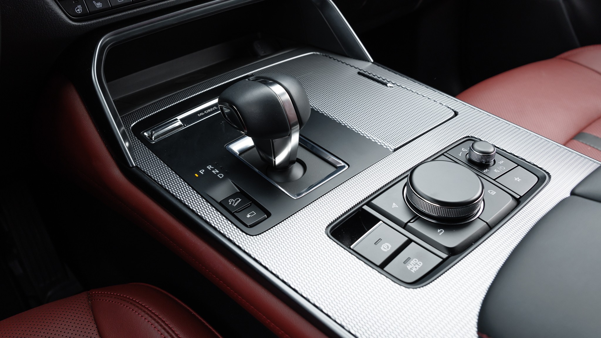 008 2025 Mazda CX70 Turbo