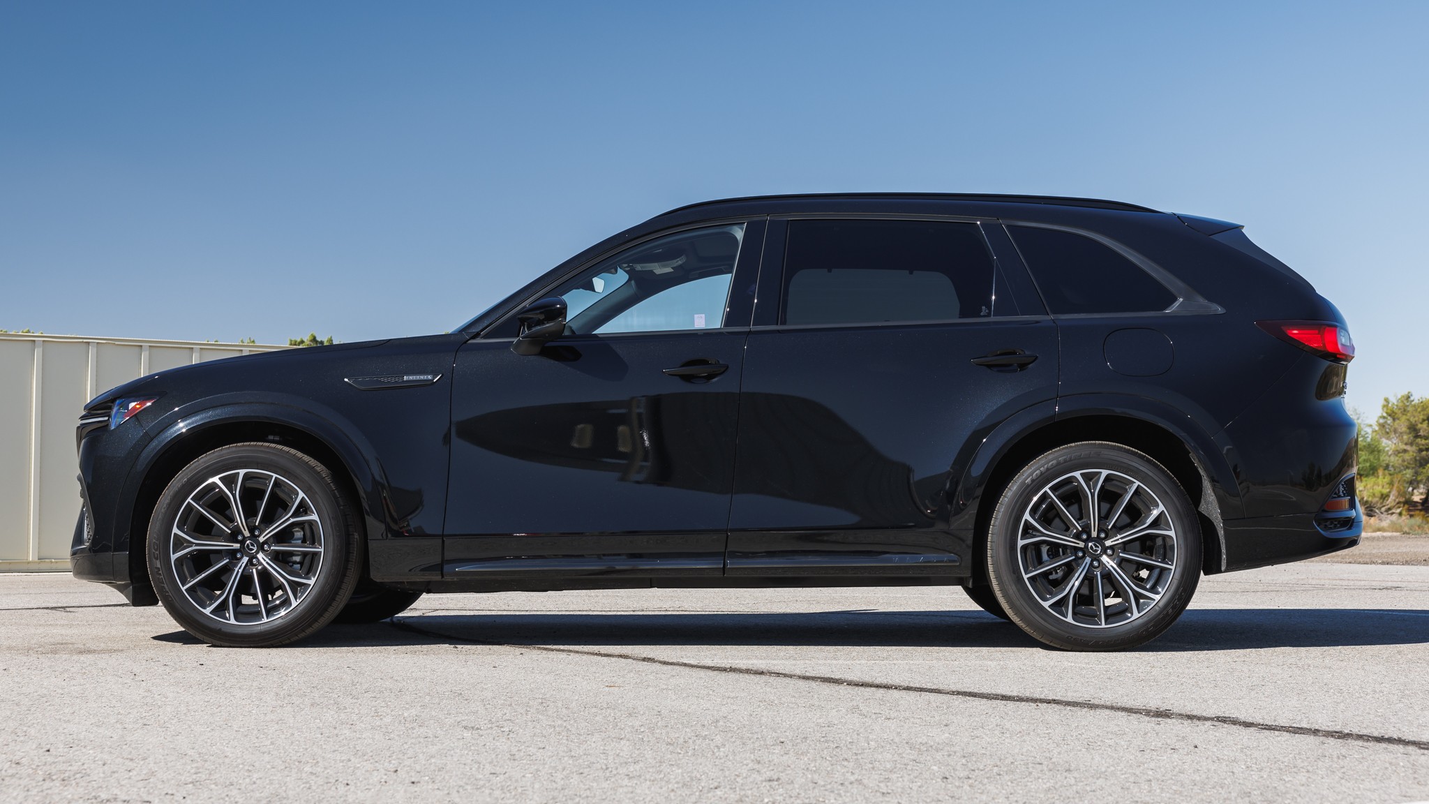 010 2025 Mazda CX70 Turbo side profile