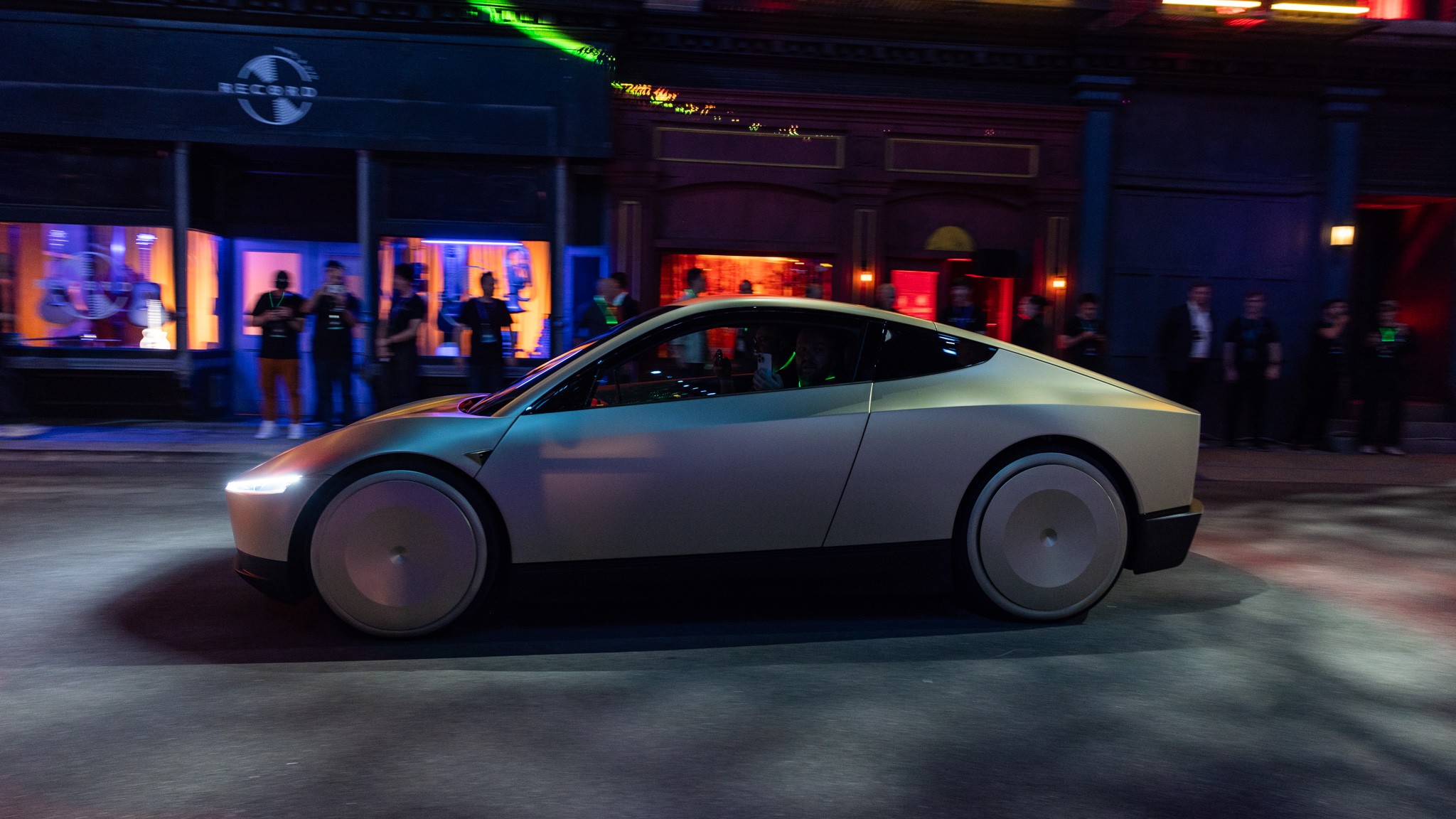 023 2025 Tesla RoboTaxi