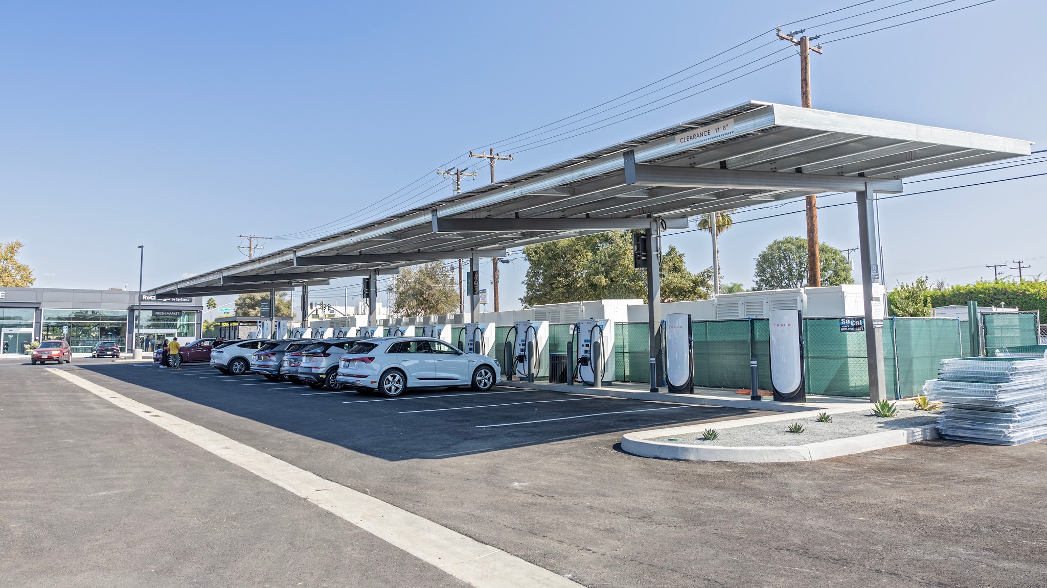 017 2024 Rove Charging Station Rolls Royce Spectre