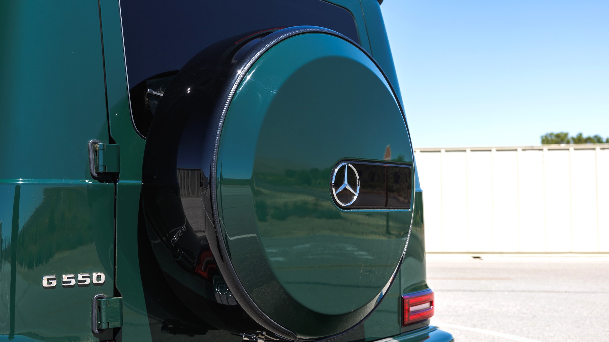 016 2025 Mercedes Benz G550