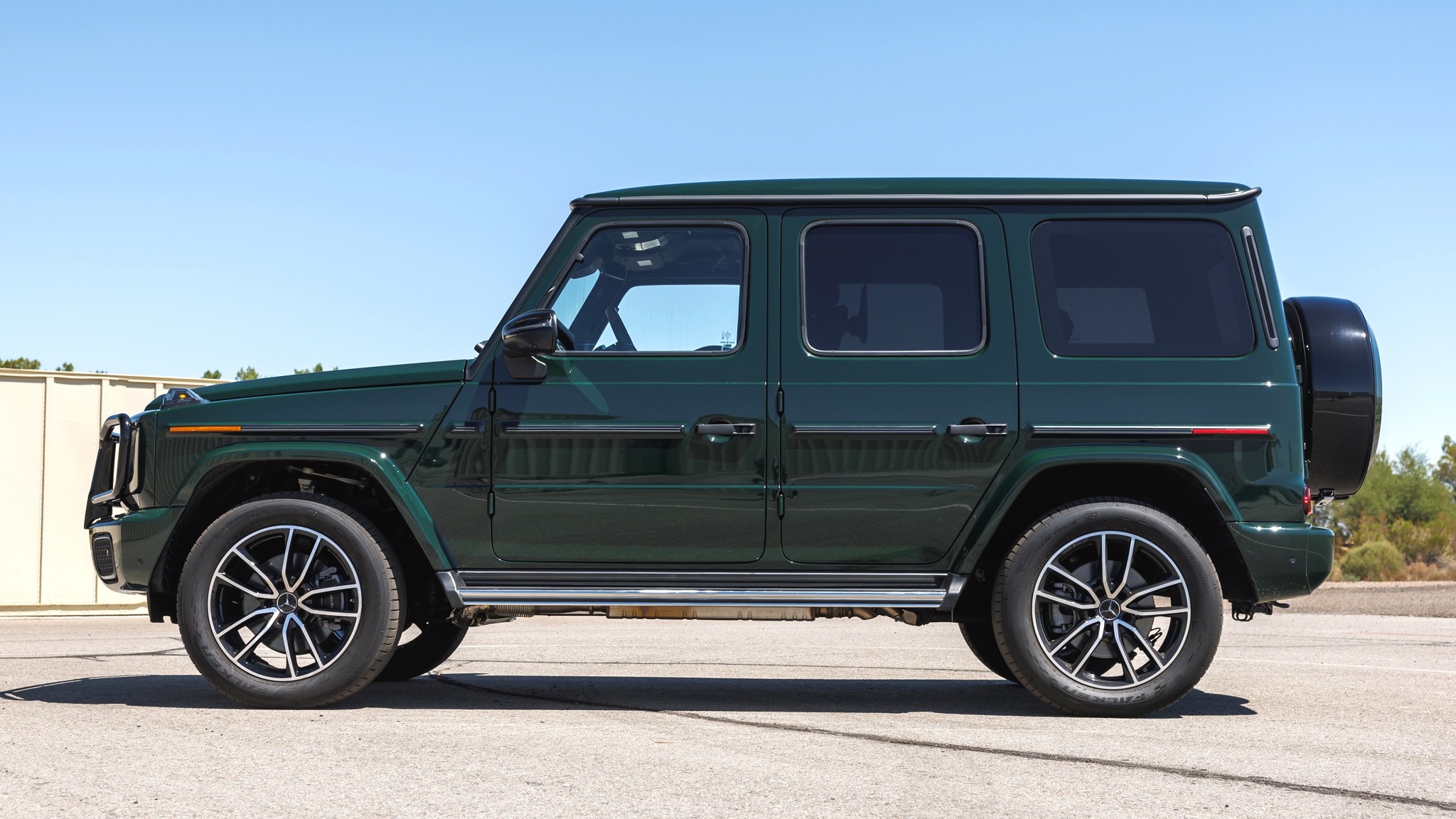 017 2025 Mercedes Benz G550