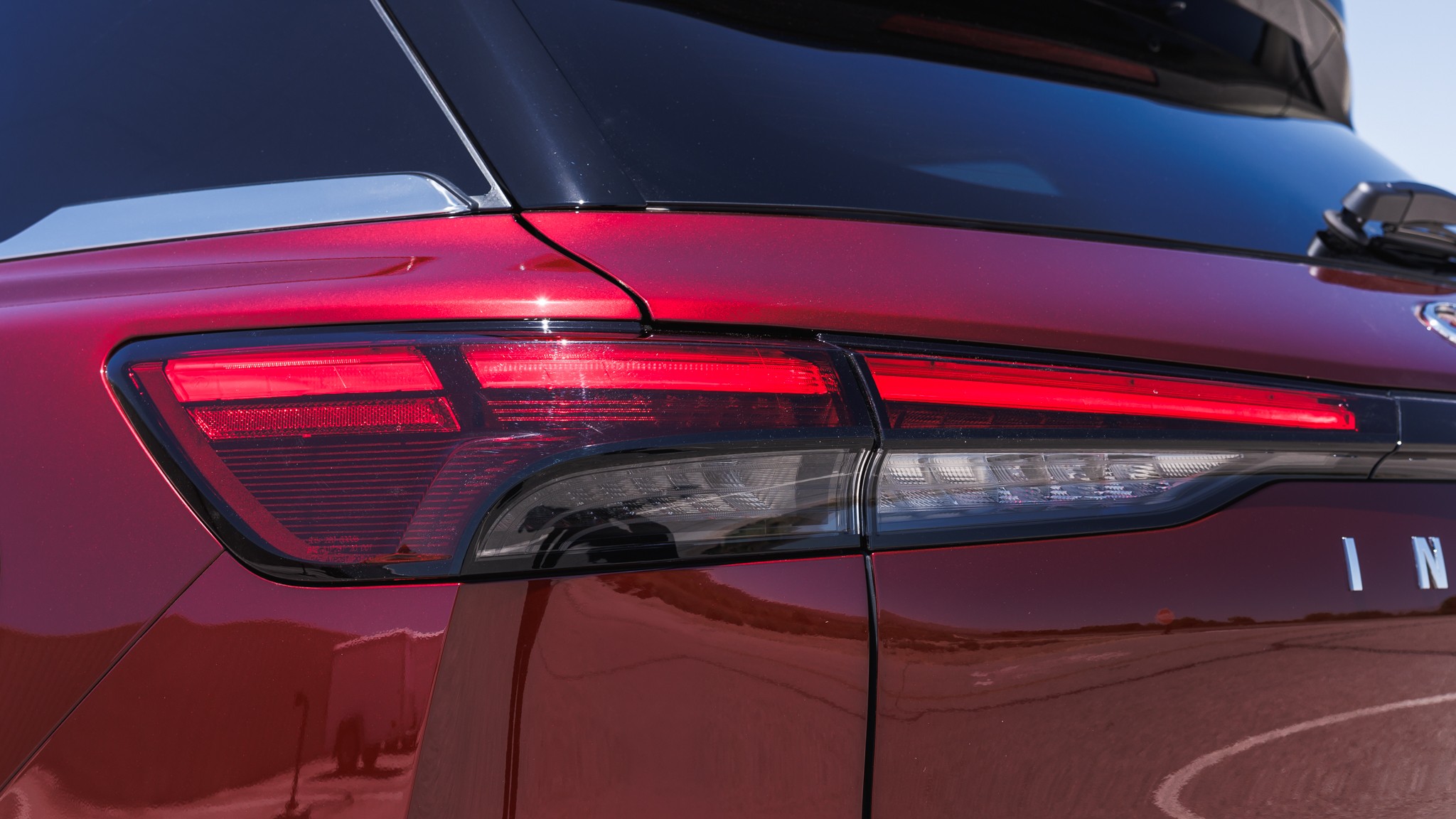 013 2025 Infiniti QX60 AWD tailight