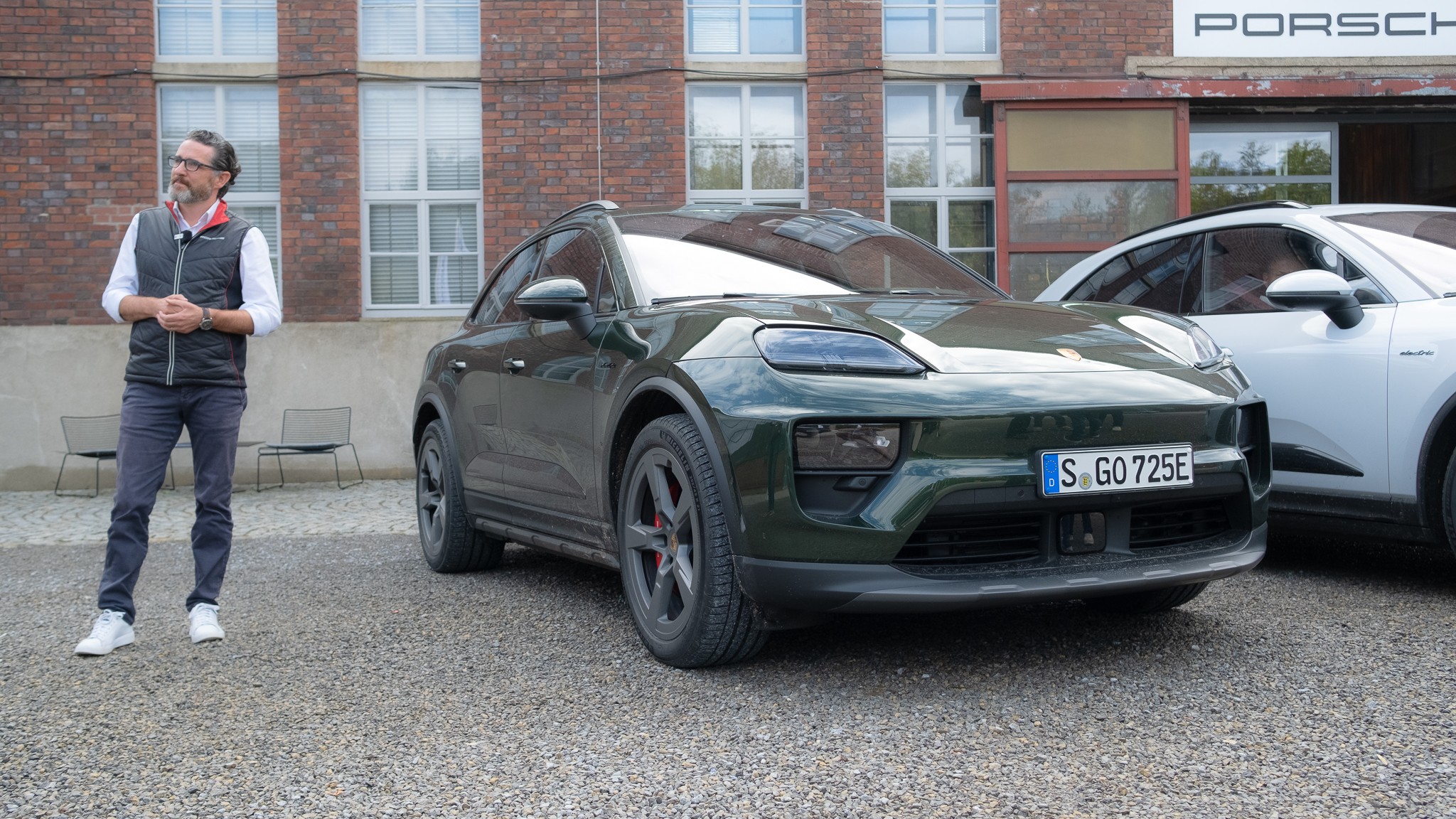 Macan EV Stuttgart Drive 7