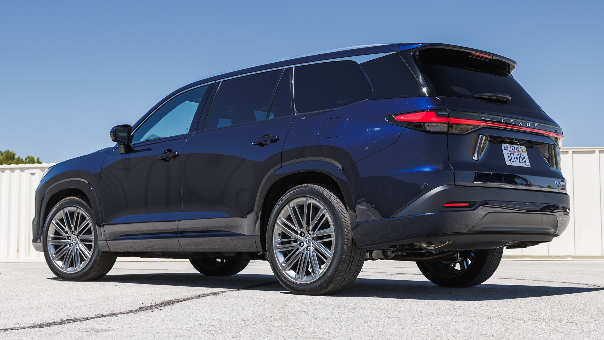 002 2024 Lexus TX 550h Luxury