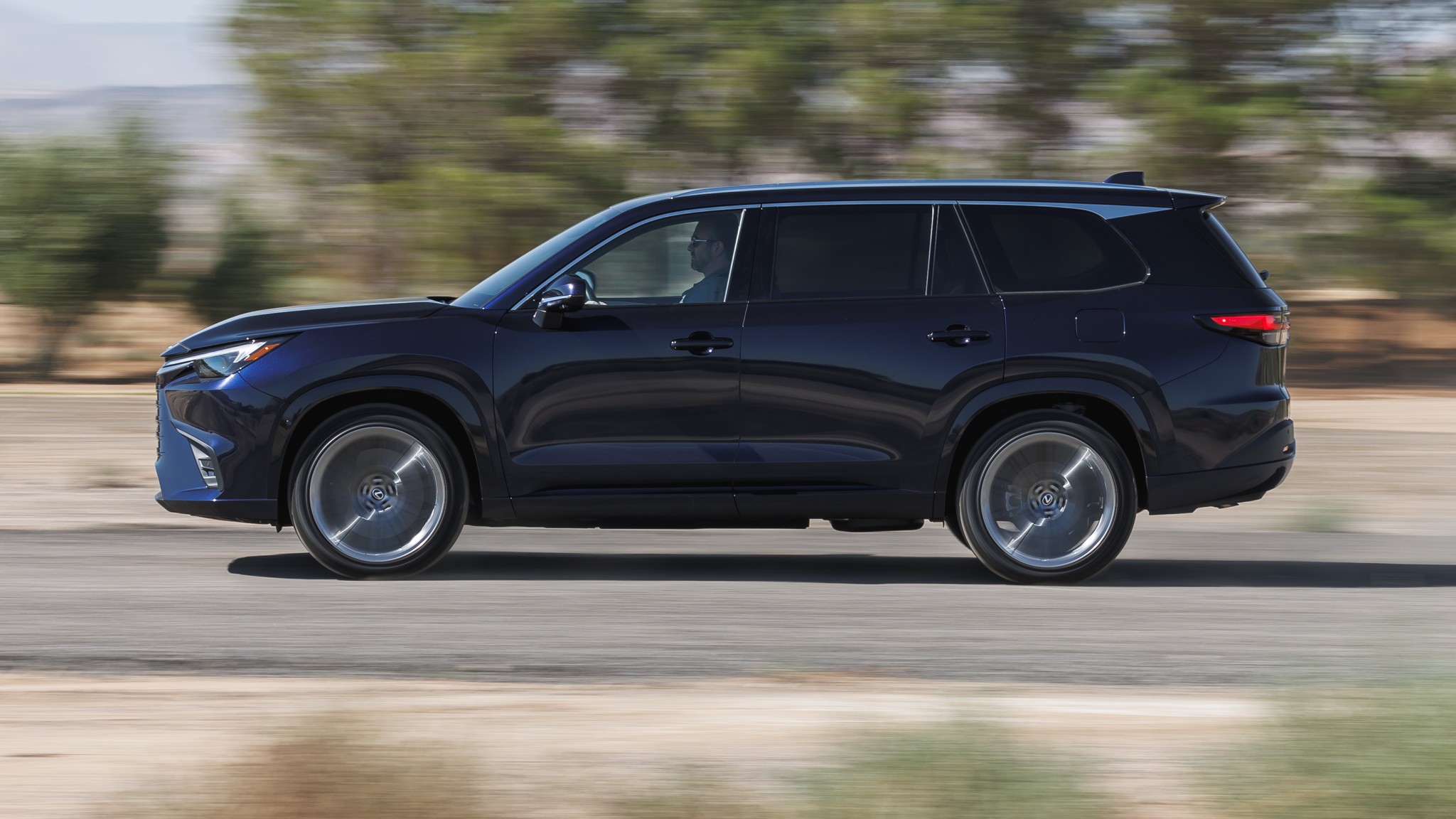 021 2024 Lexus TX 550h Luxury