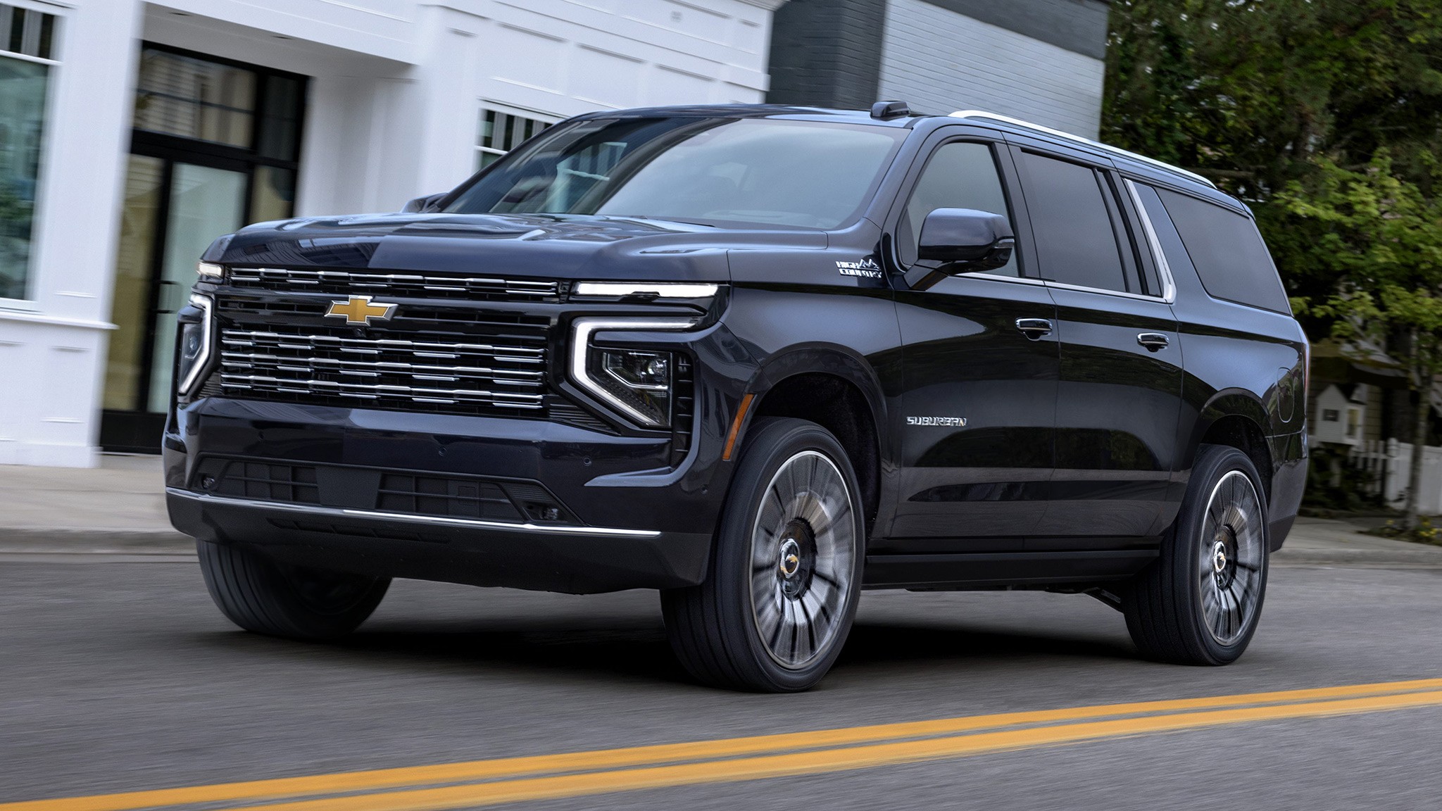2025 Chevrolet Suburban 3