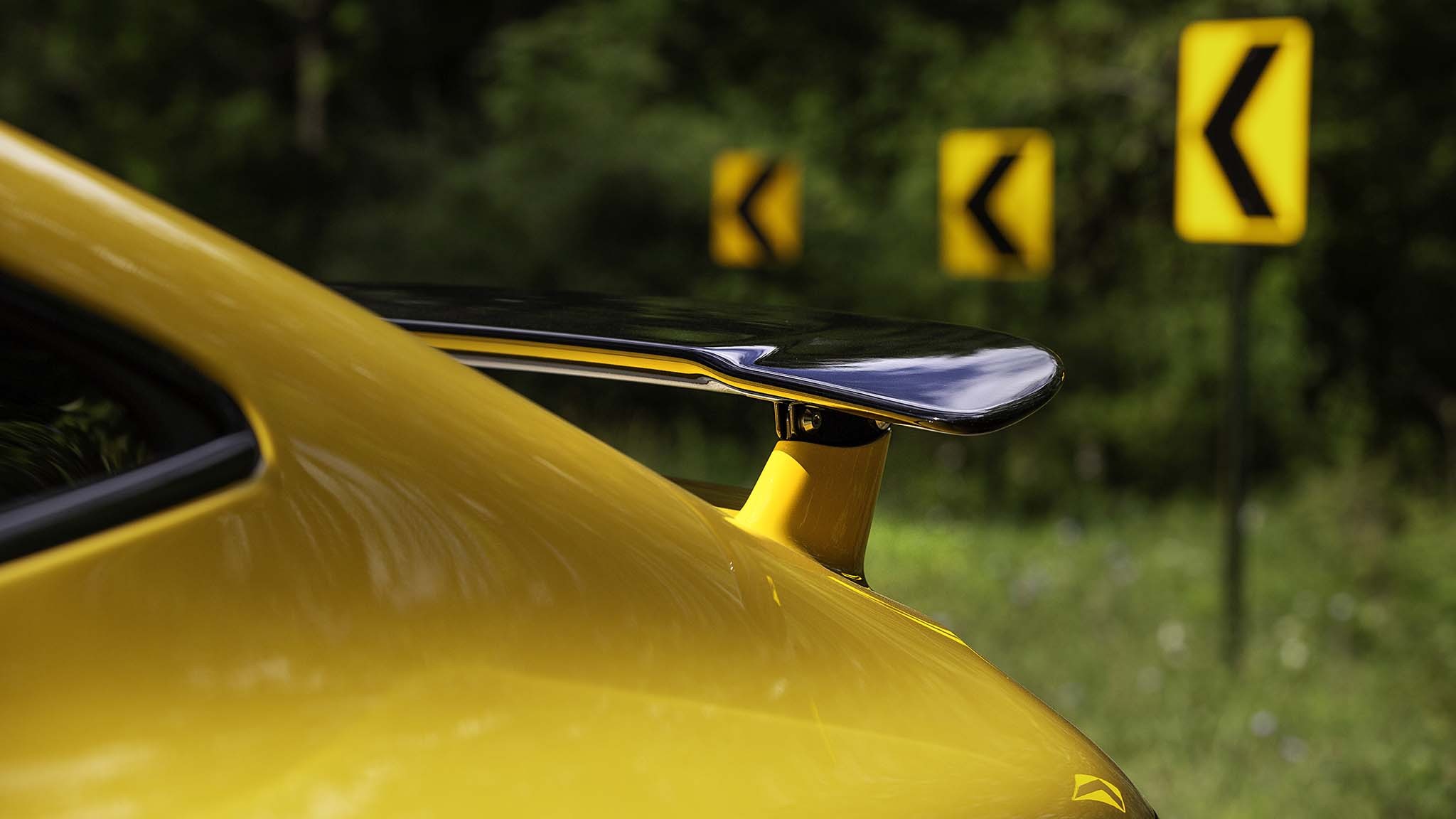 027 2024 Mercedes AMG GT63 S E Perfomance