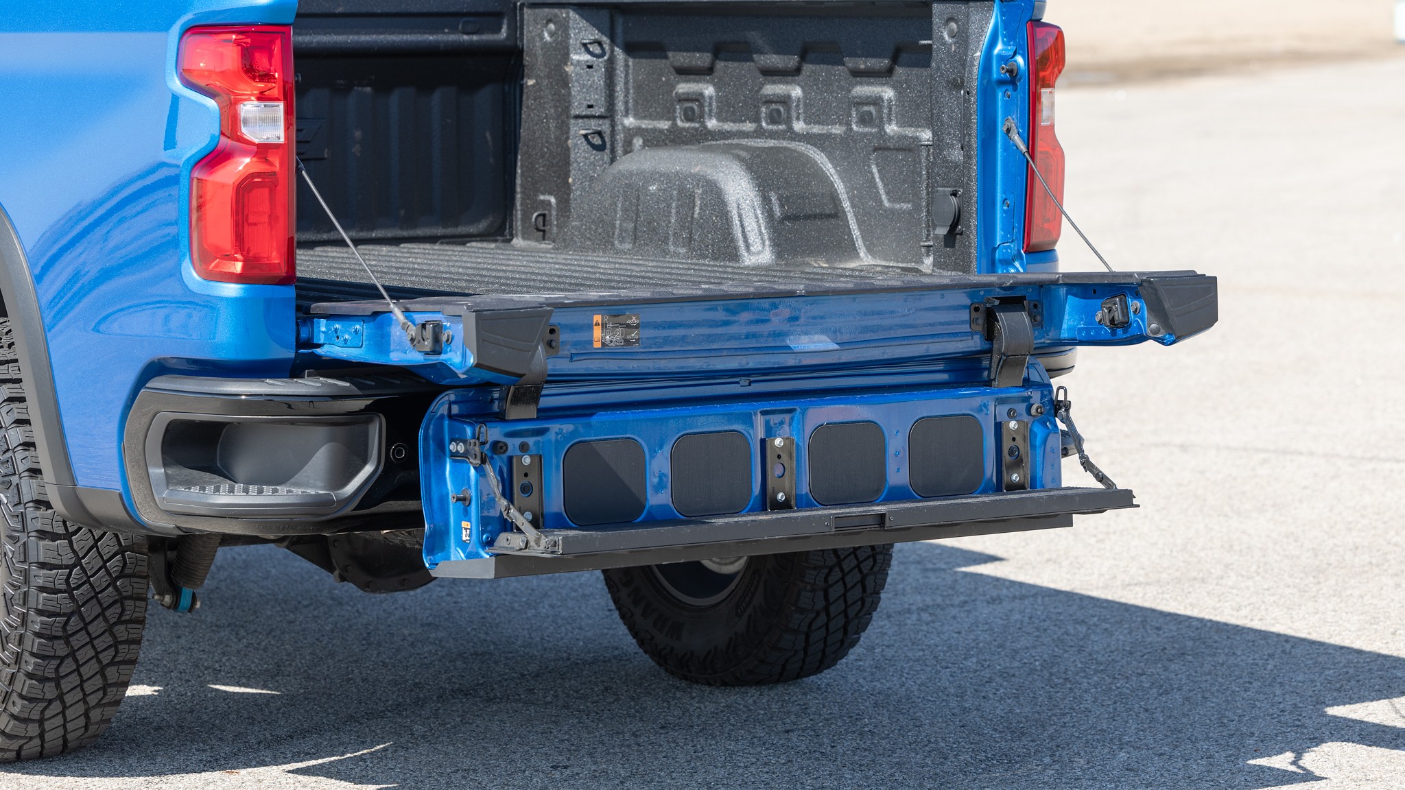 023 2024 Chevrolet Silverado ZR2