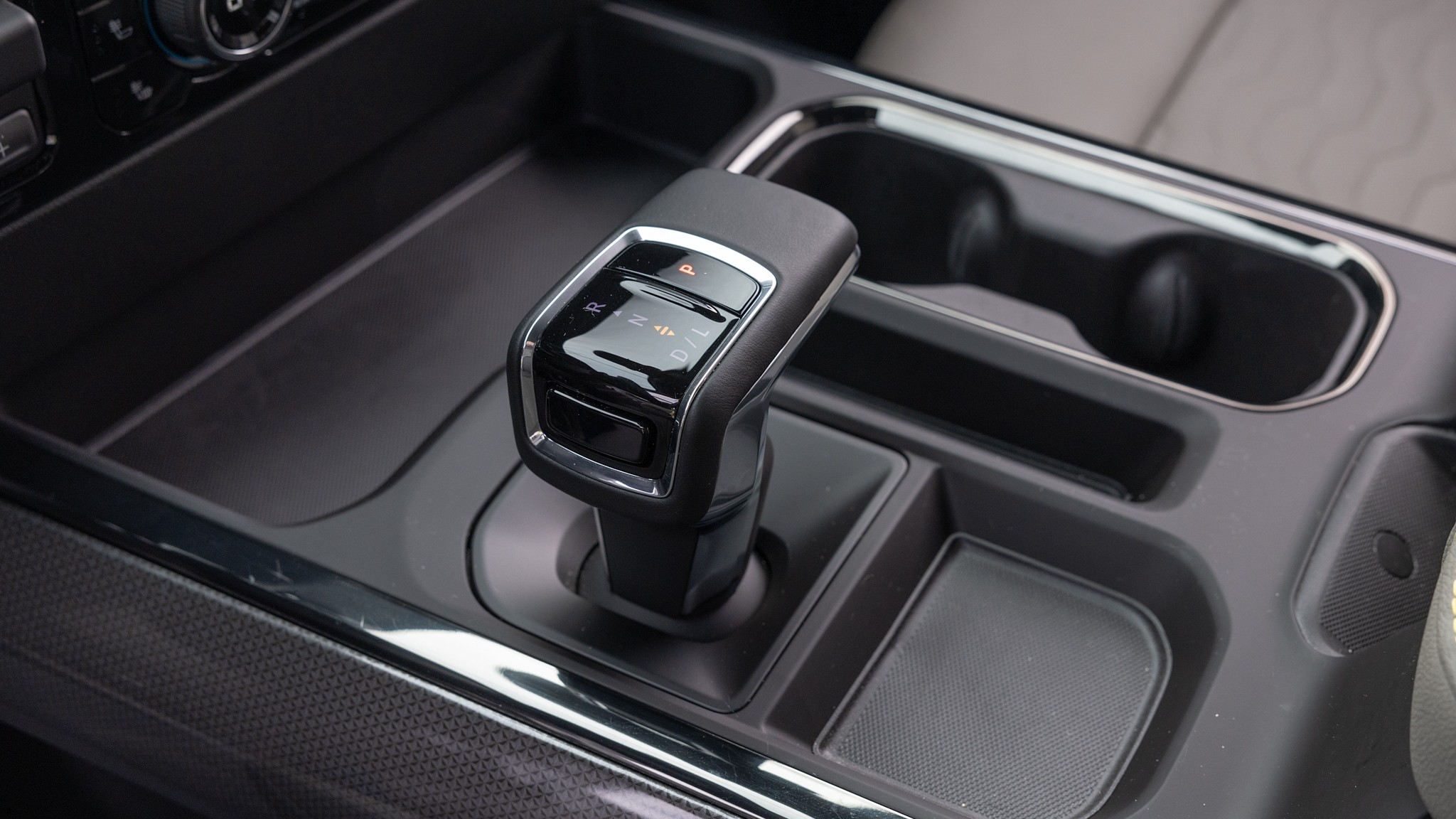 041 2024 Chevrolet Silverado ZR2