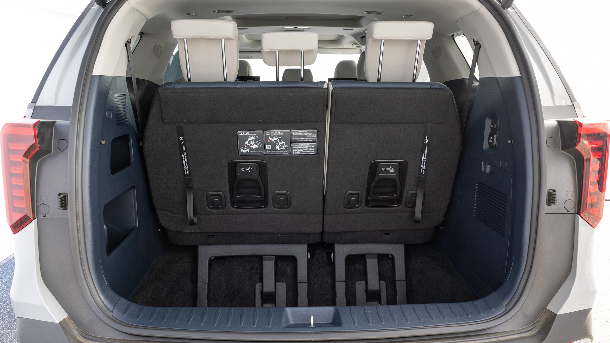 022 2025 KIA Carnival Hybrid Prestige