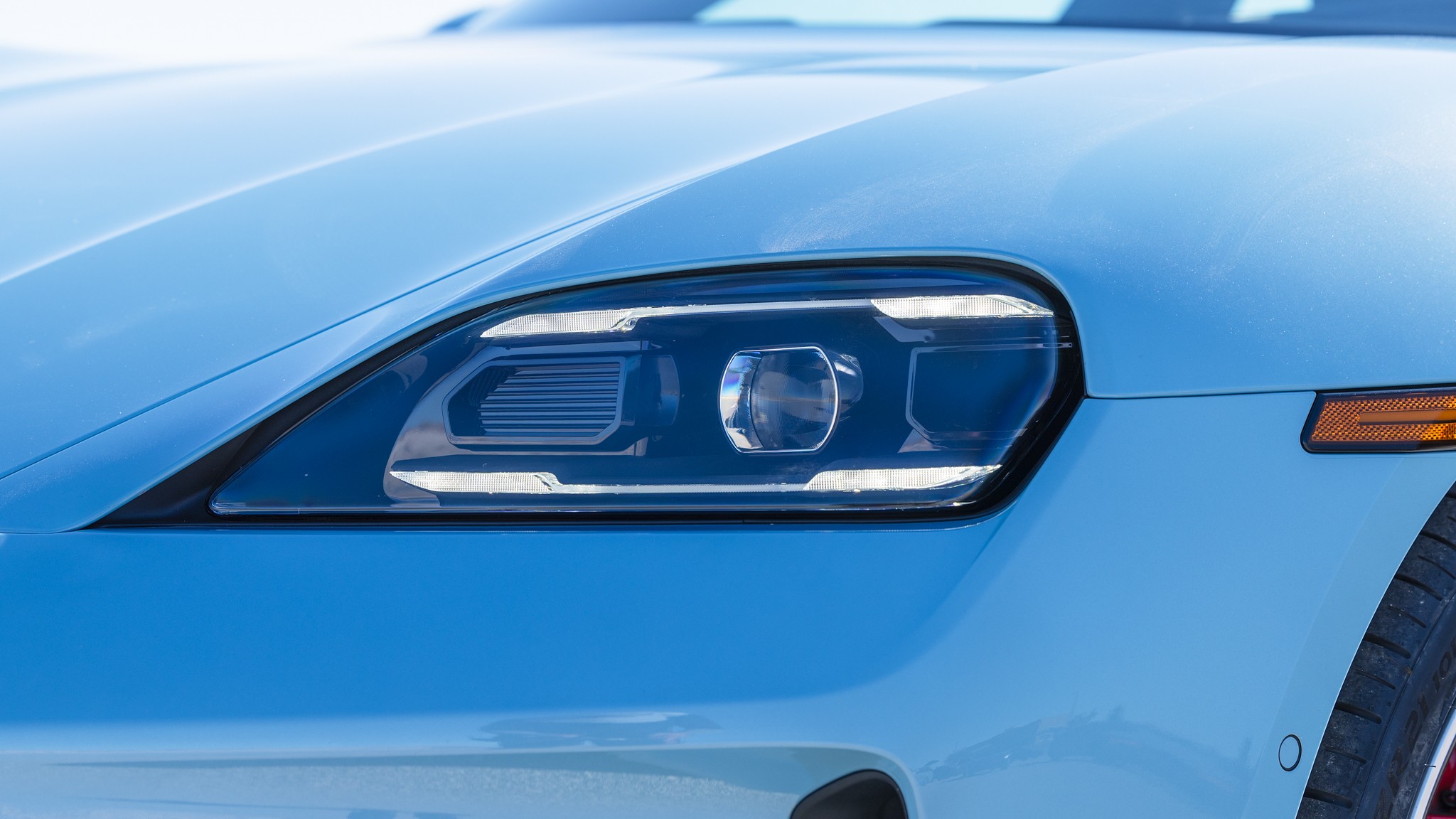 010 2024 Porsche Taycan 4S headlight