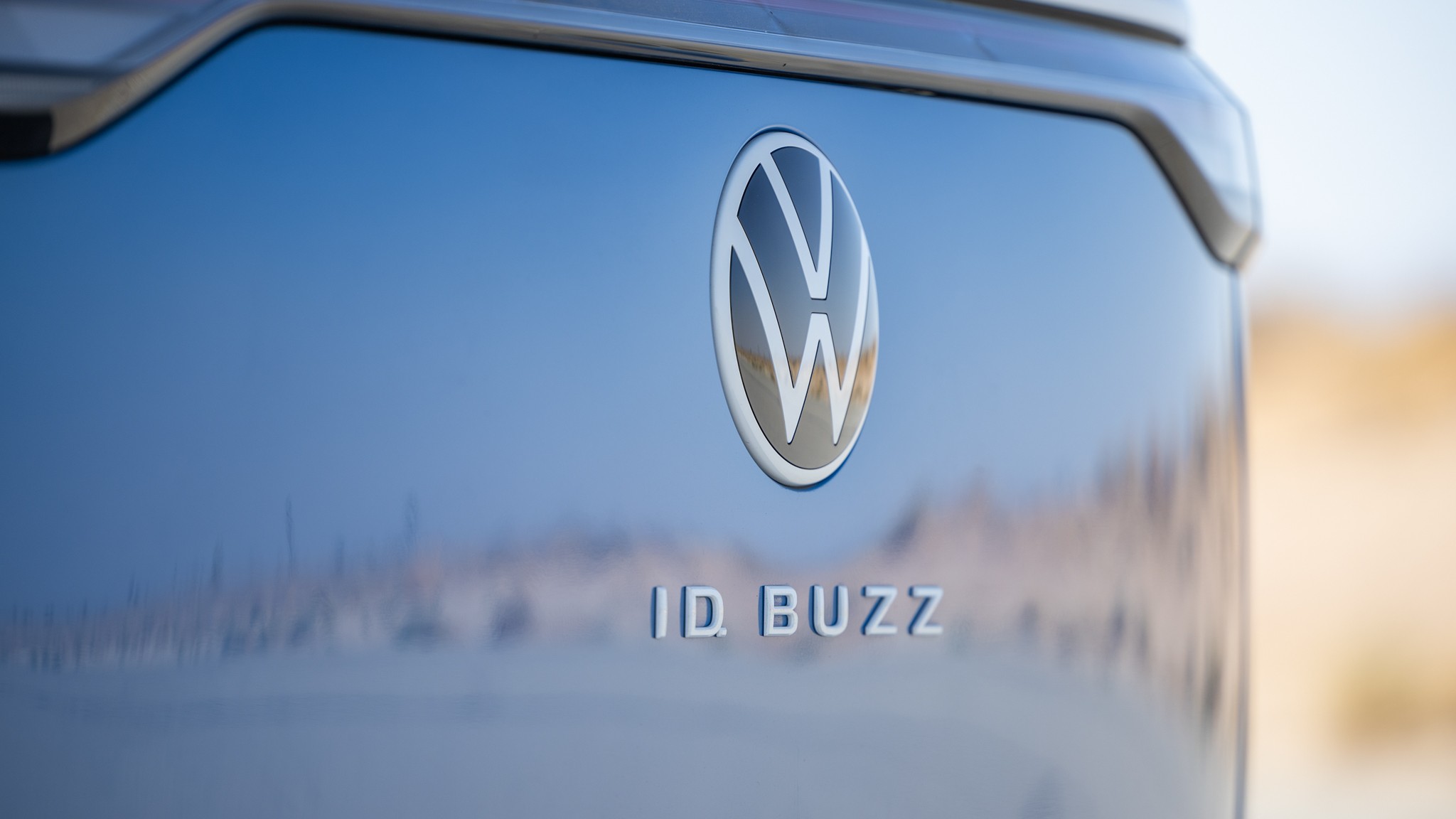 032 2025 Volkswagen ID Buzz