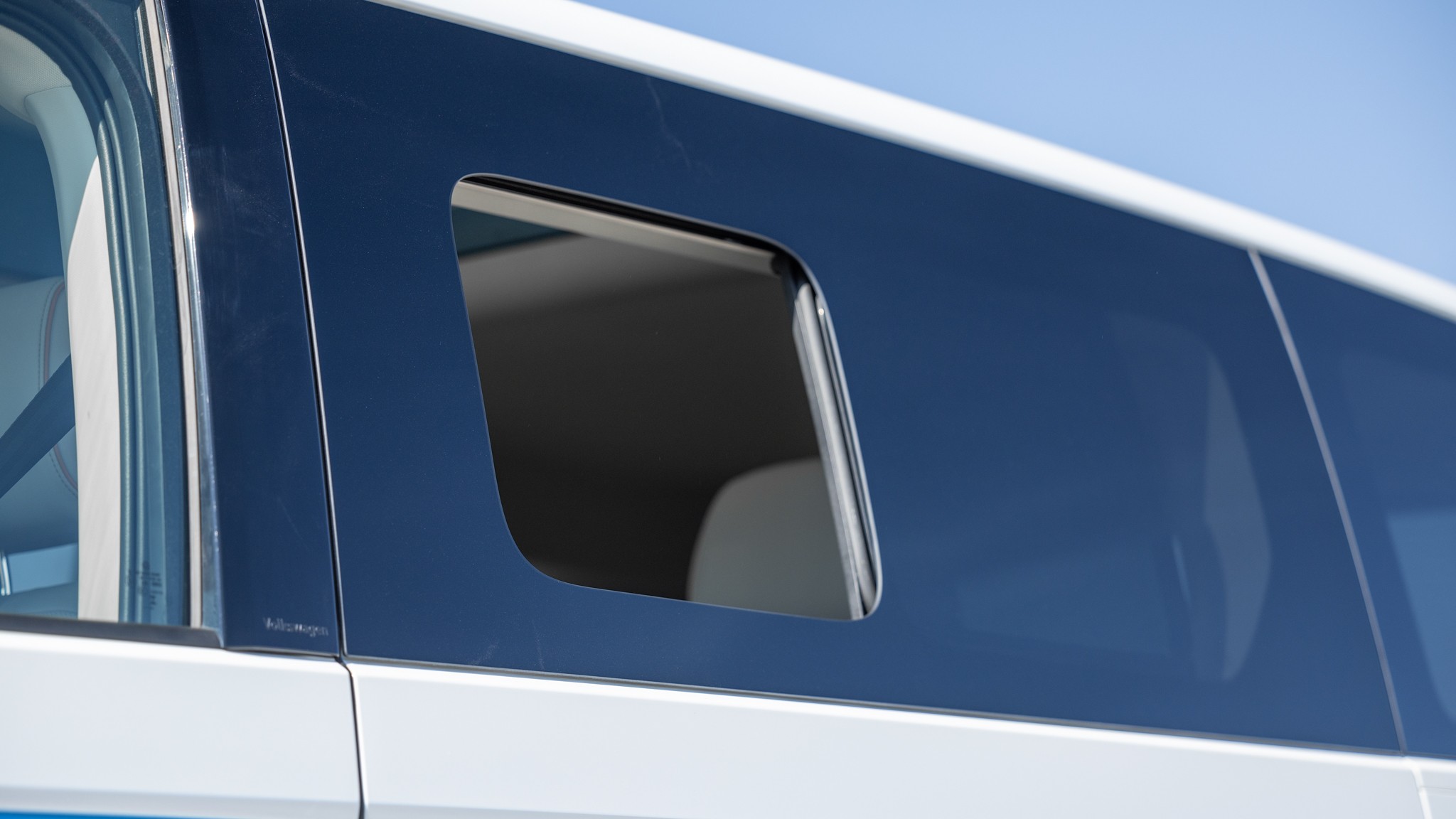 033 2025 Volkswagen ID Buzz