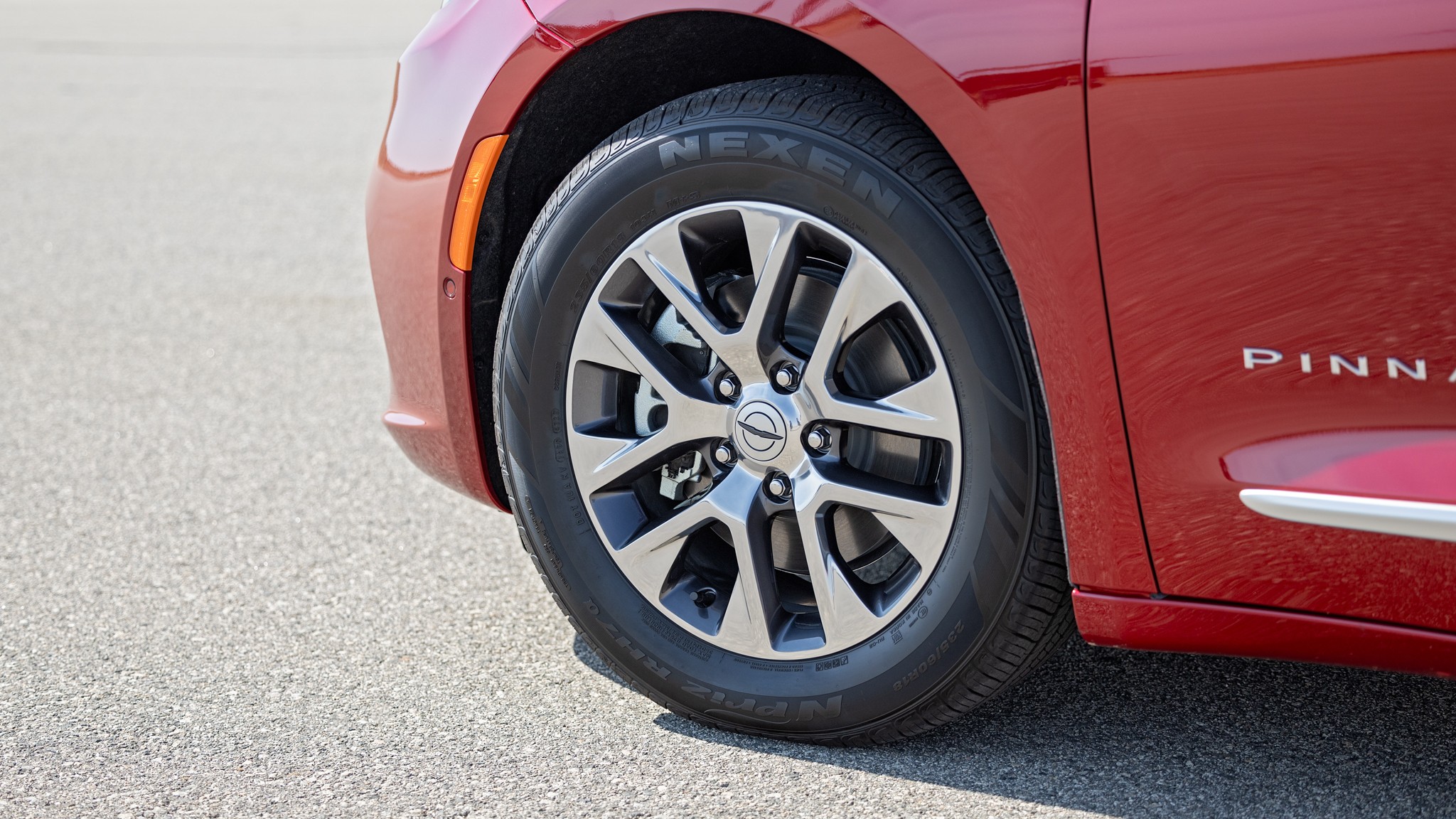 007 2024 Chysler Pacifica eHybrid Pinnacle