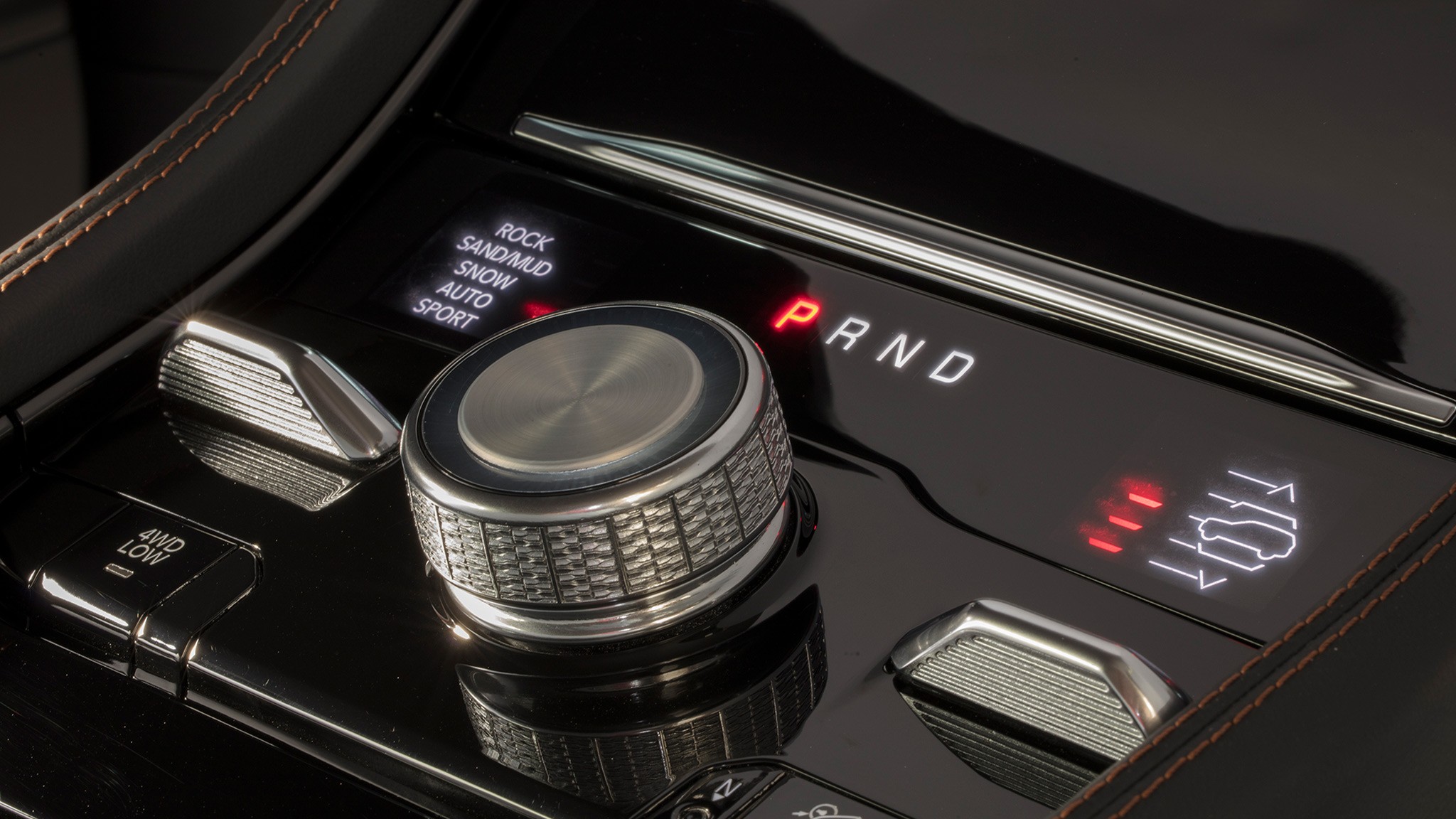 2025 Jeep Grand Cherokee 1