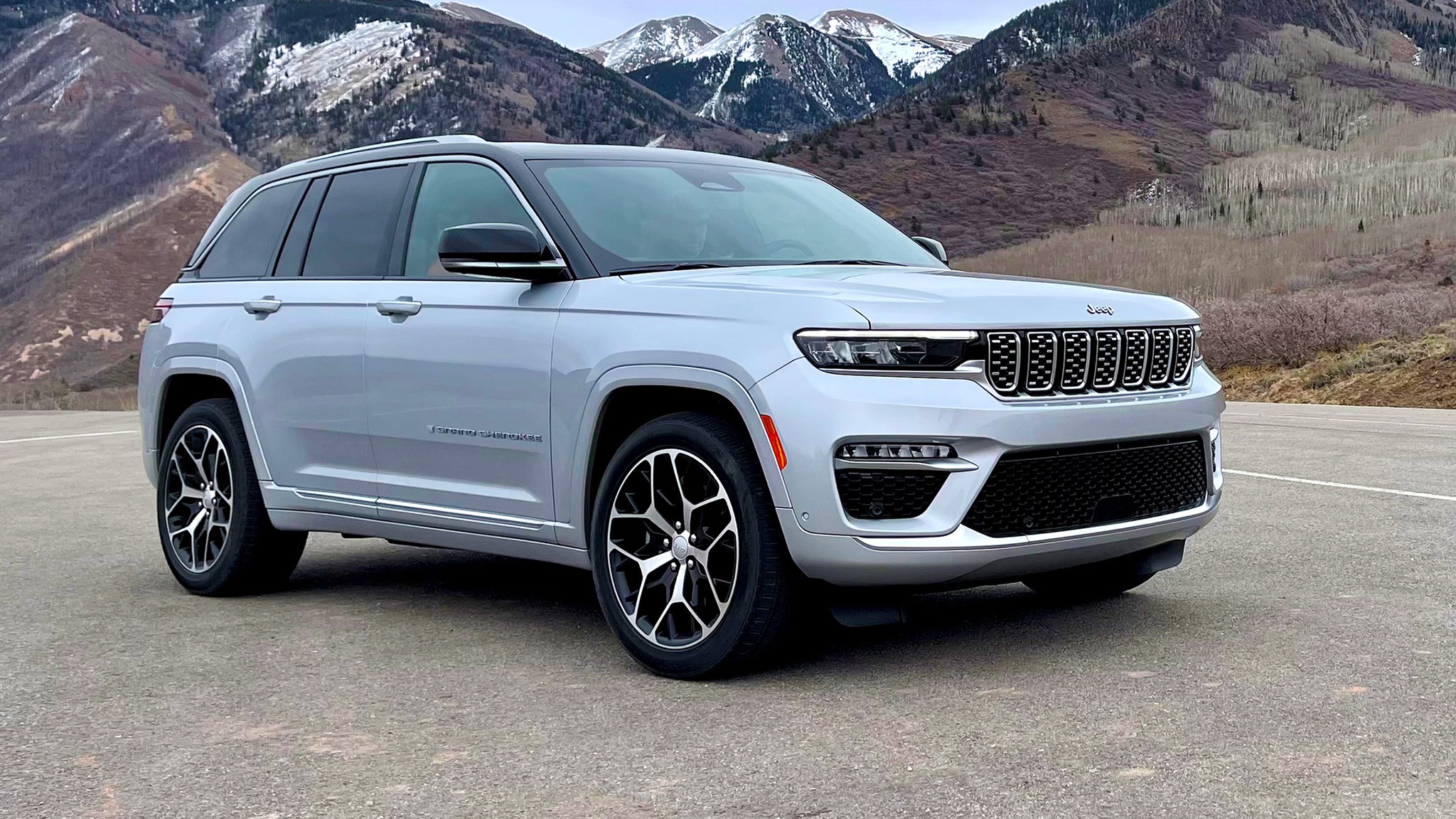 2025 Jeep Grand Cherokee 24