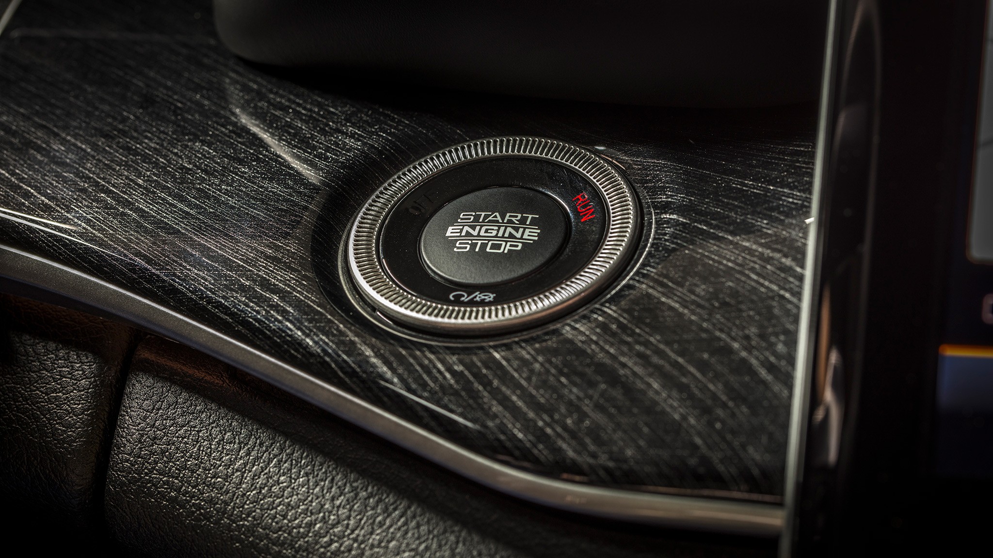 2025 Jeep Grand Cherokee 35