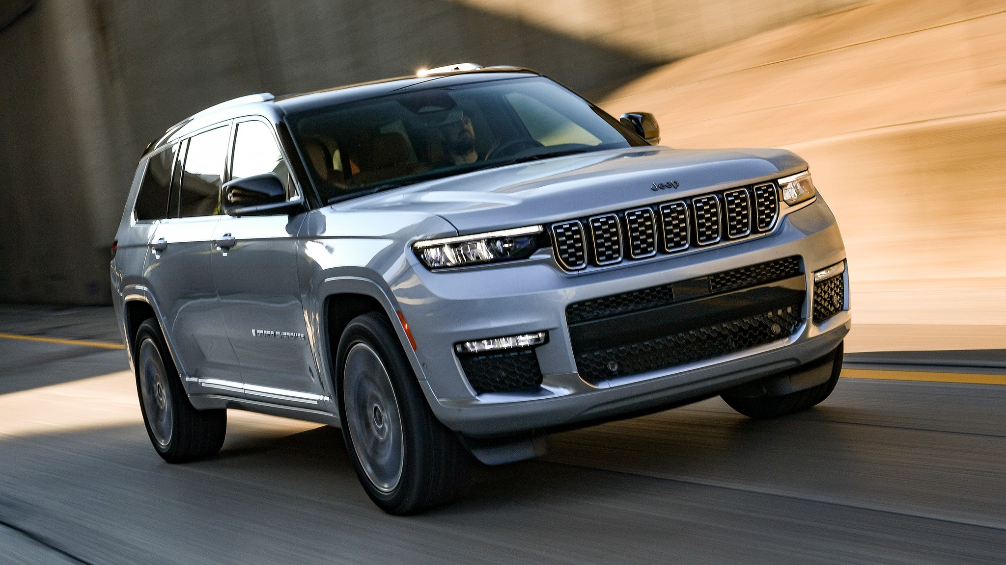 2025 Jeep Grand Cherokee L 12