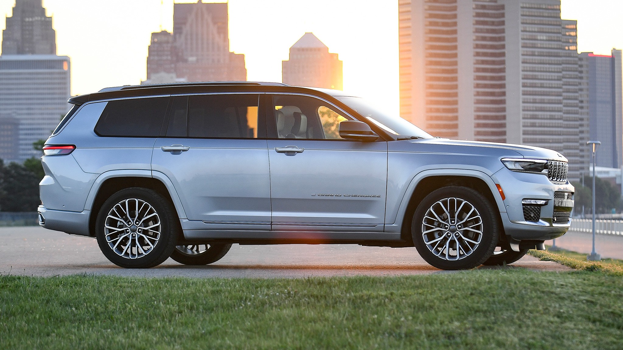 2025 Jeep Grand Cherokee L 27