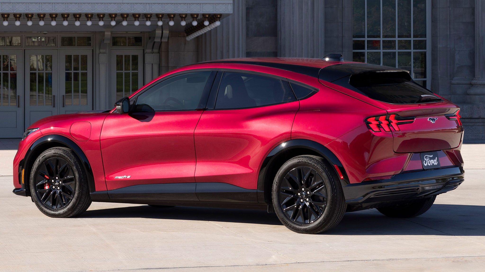 2025 Mustang Mach E Premium Sport Appearance Package 05