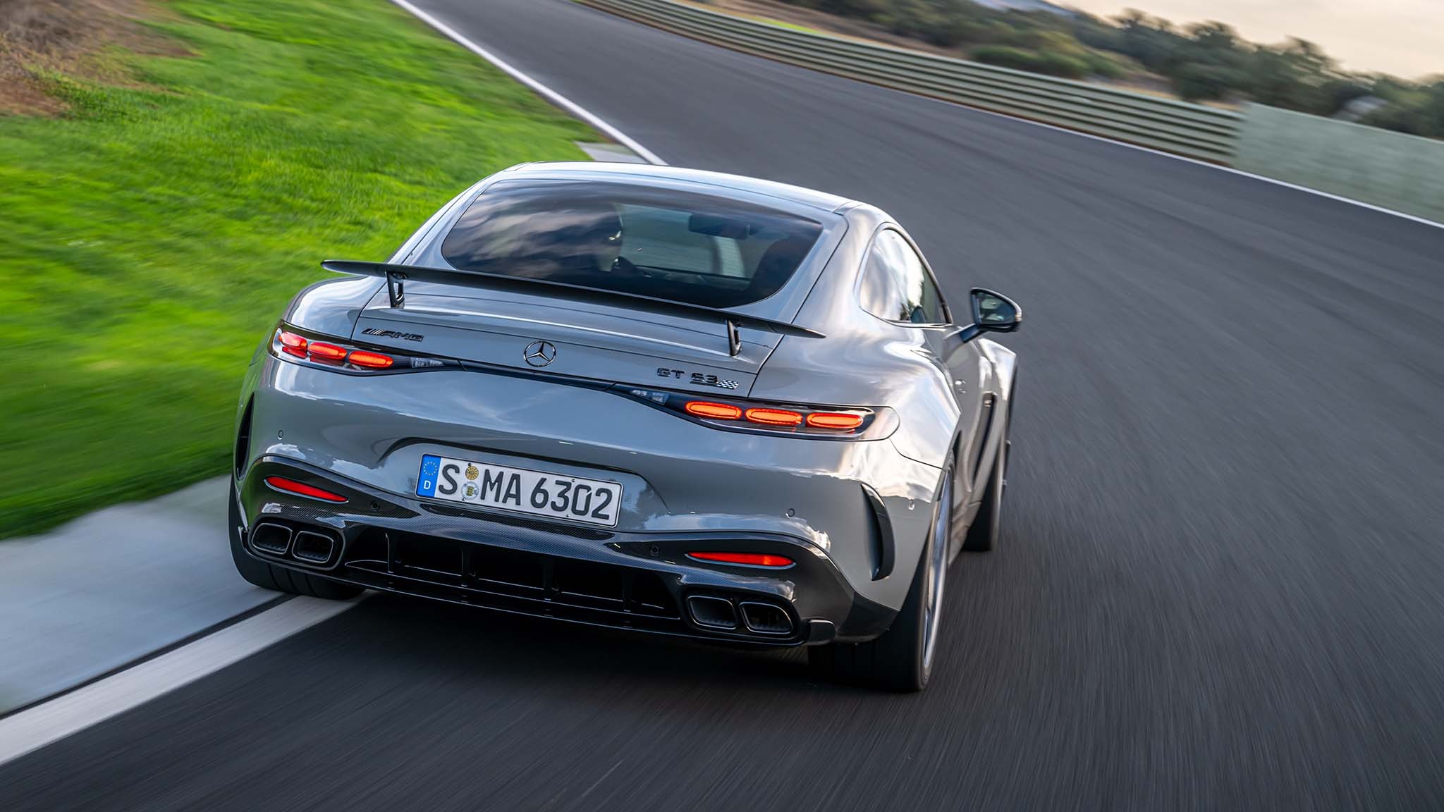 010 2025 mercedes amg gt63 pro 4matic plus