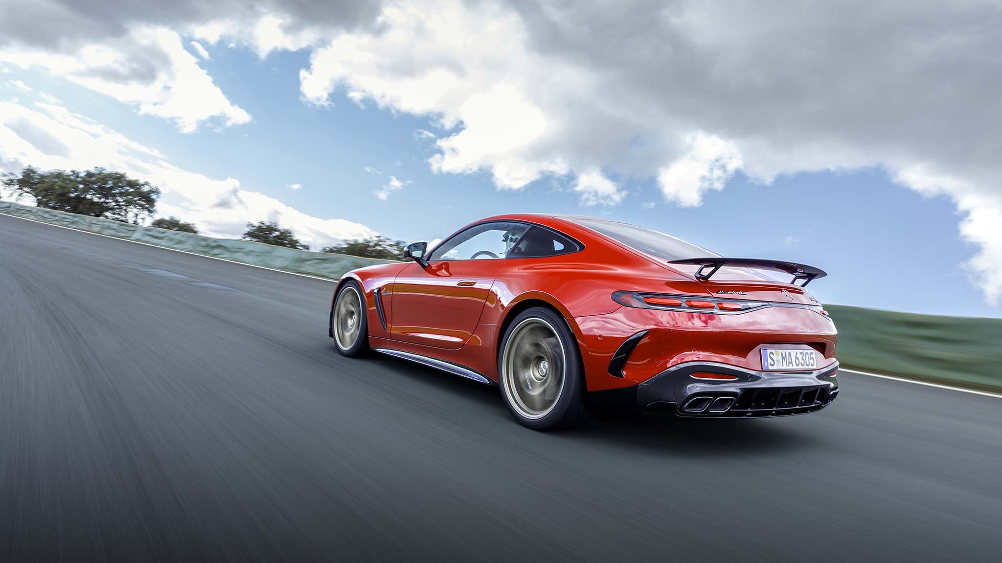 022 2025 mercedes amg gt63 pro 4matic plus