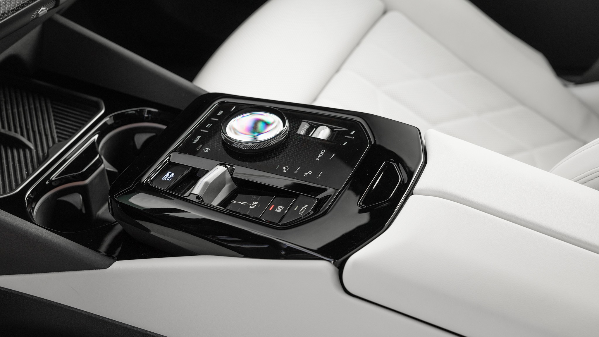 021 2024 BMW i5 eDrive40