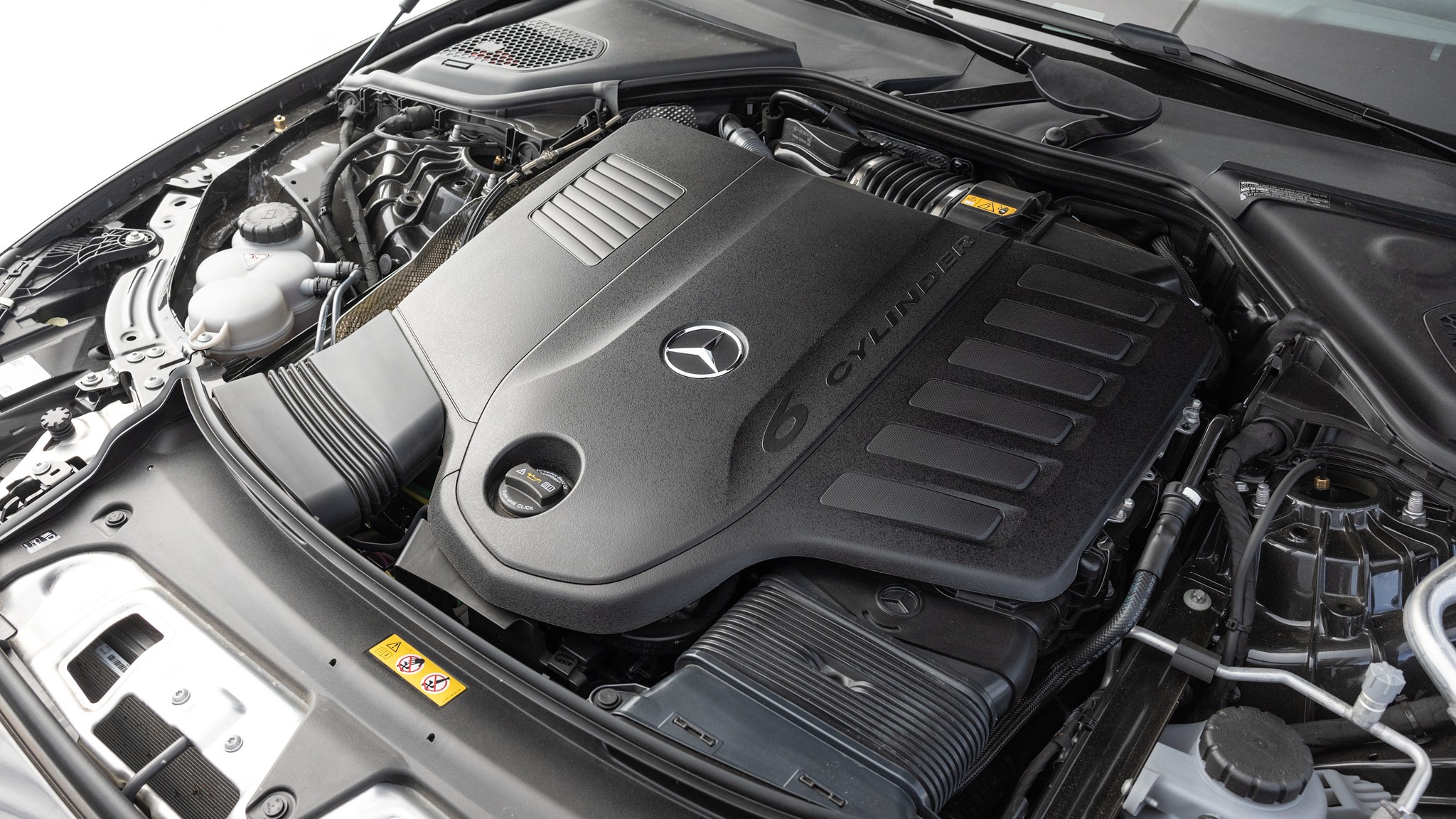 019 2025 Mercedes Benz E450 4Matic Engine