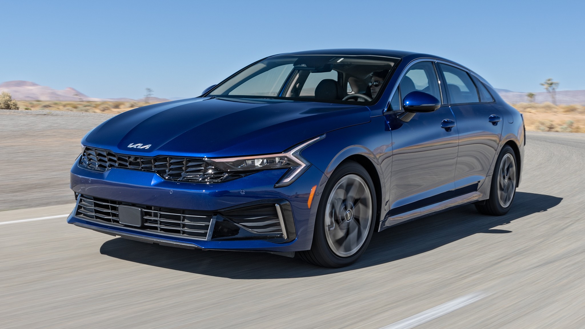 001 2025 Kia K5 EX Lead