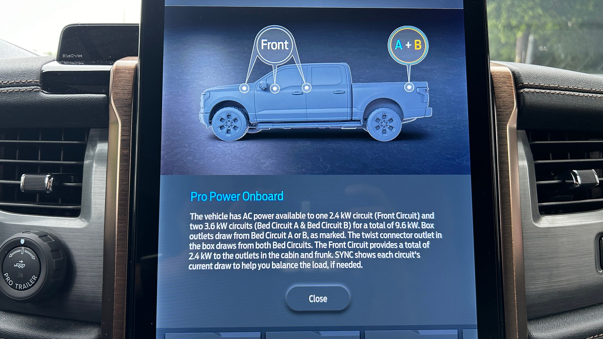 2022 ford f150 lightning 39