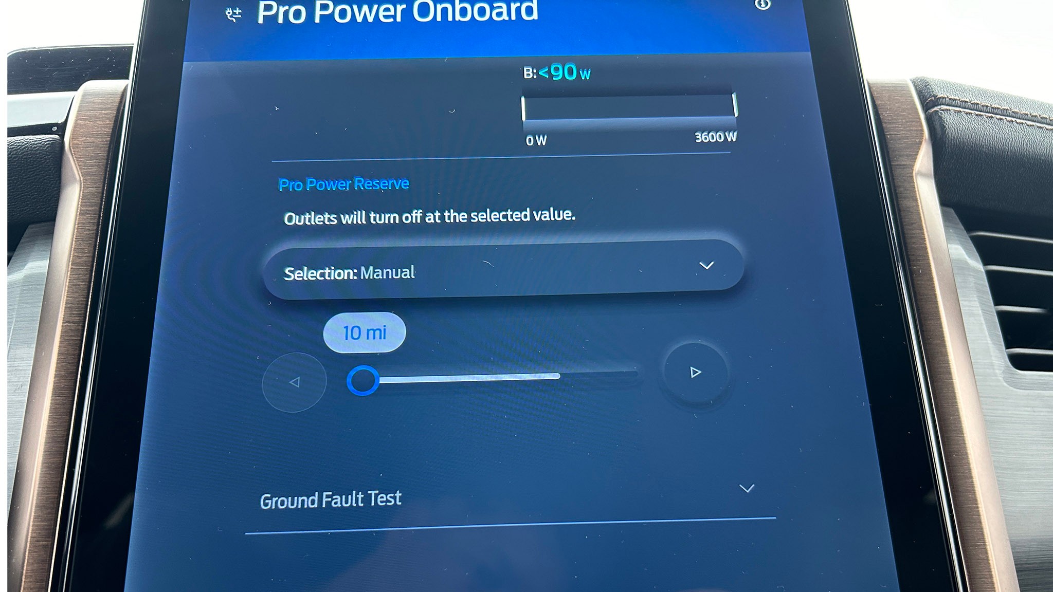 2022 ford f150 lightning 38