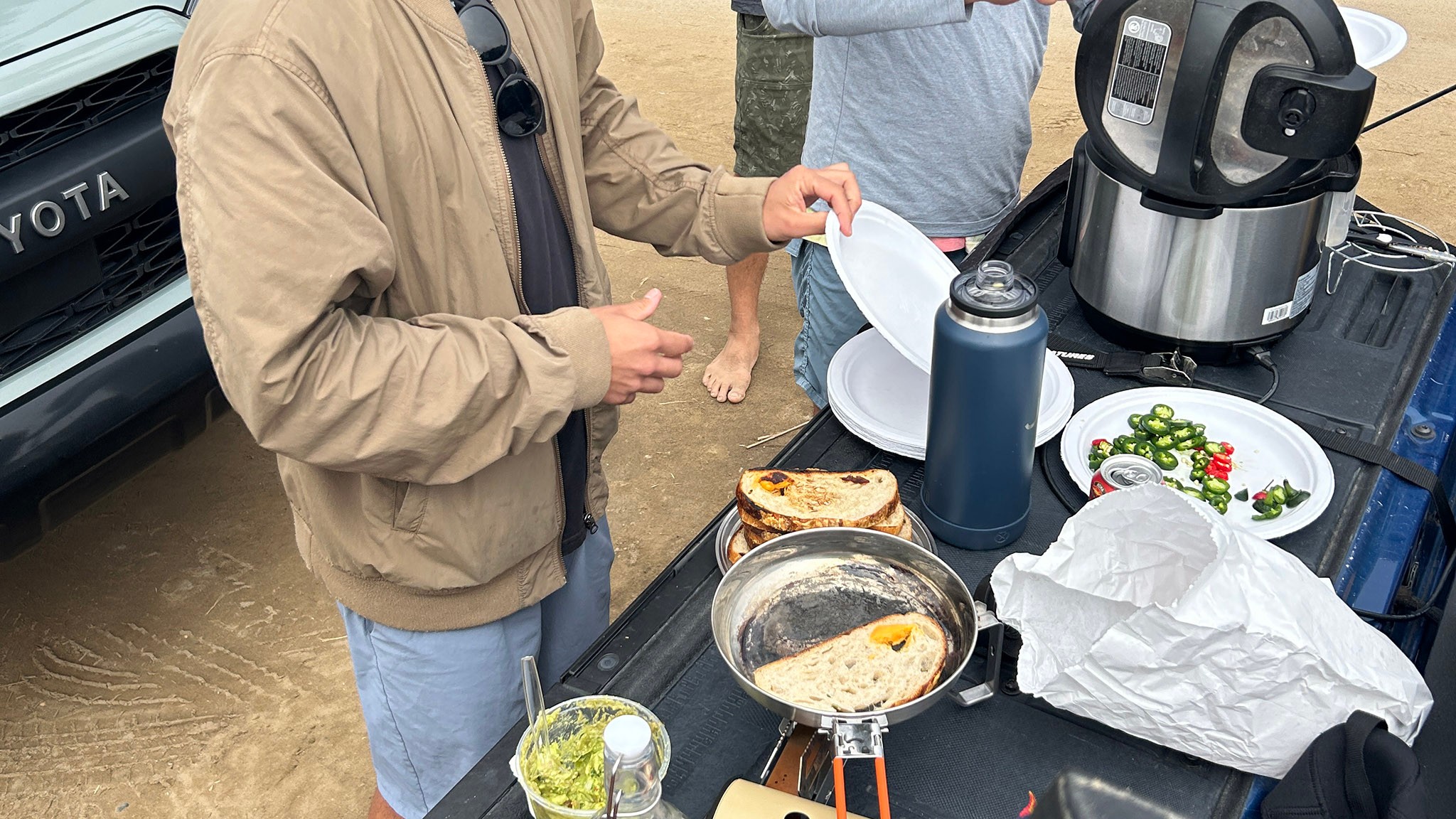 2022 ford f150 lightning 14