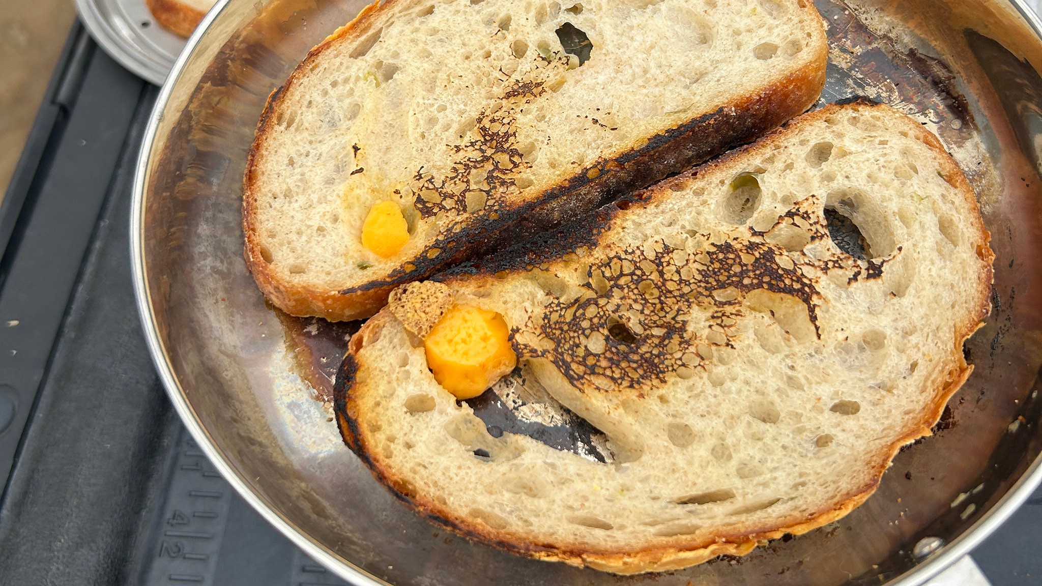 2022 ford f150 lightning 12