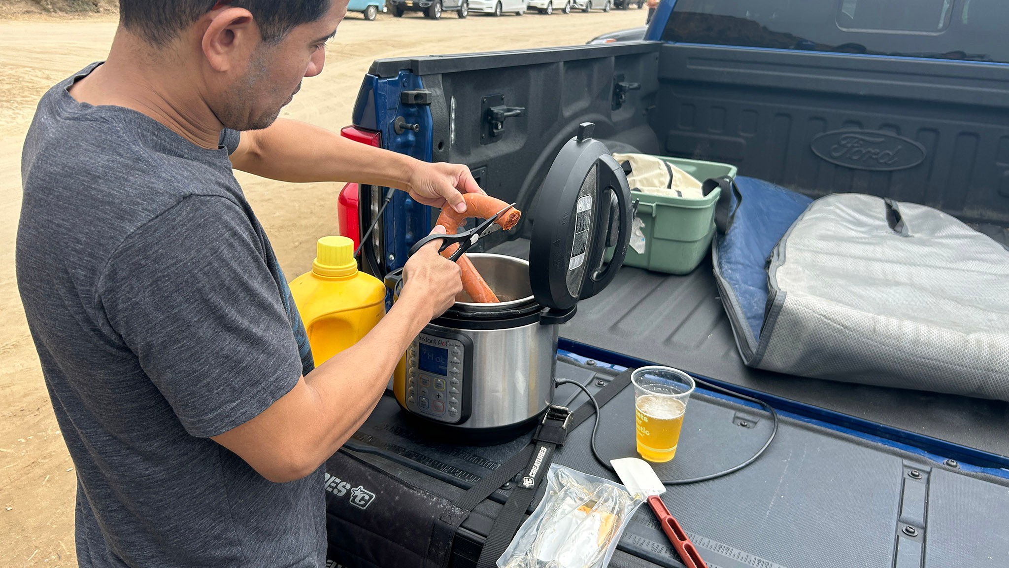 2022 ford f150 lightning 10