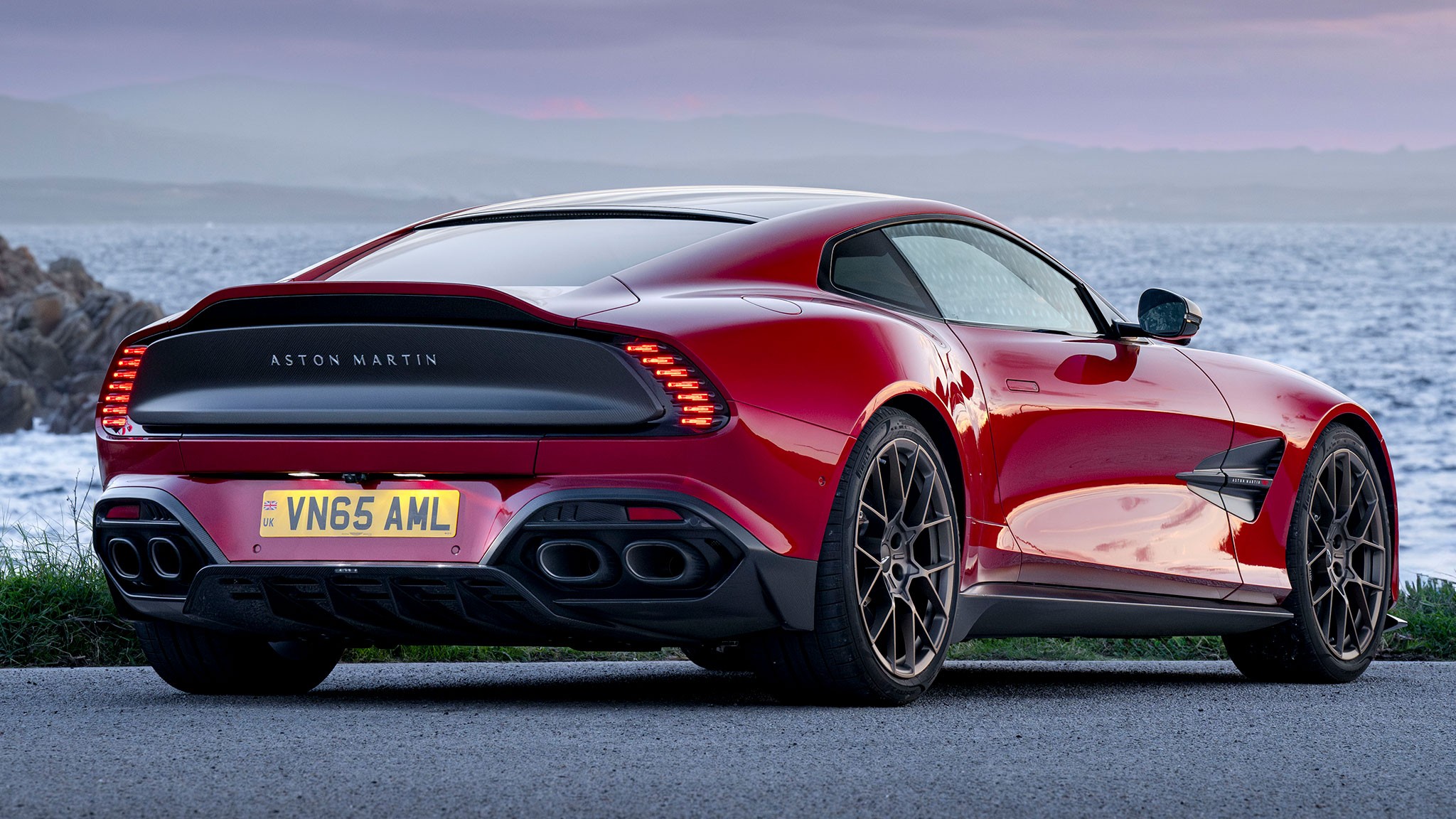 2025 aston martin vanquish 24