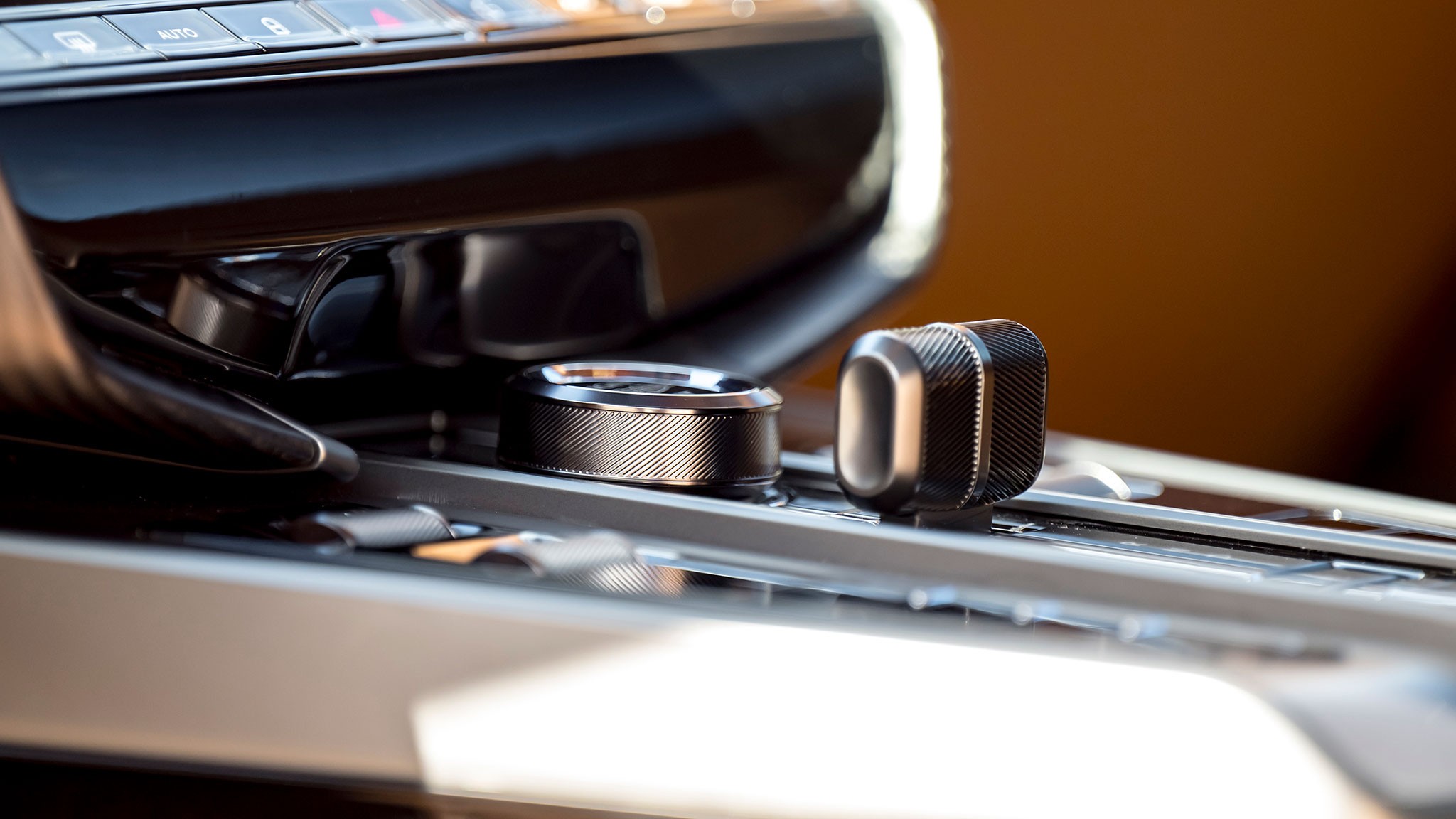 2025 aston martin vanquish 22