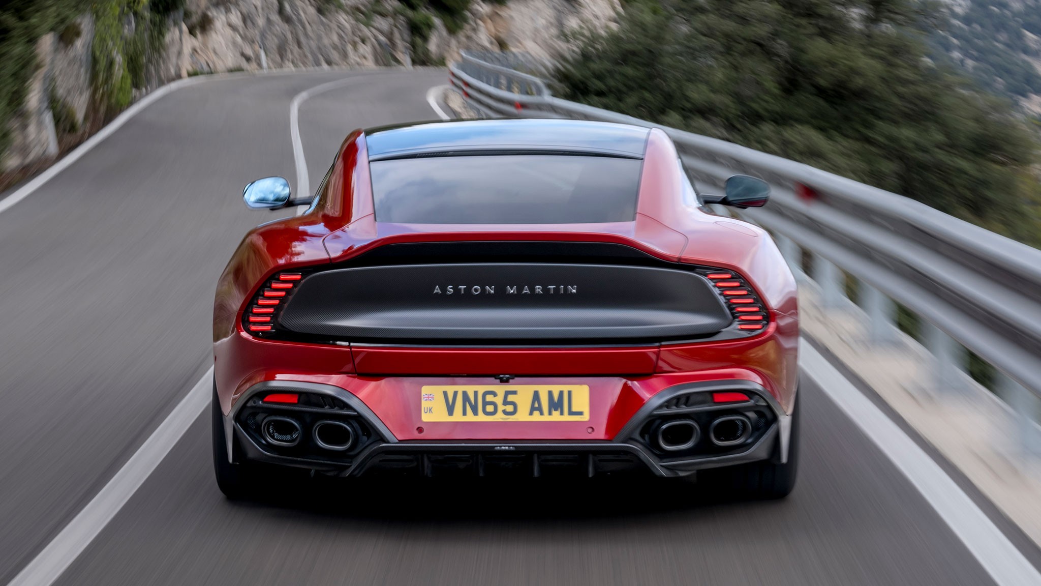 2025 aston martin vanquish 11