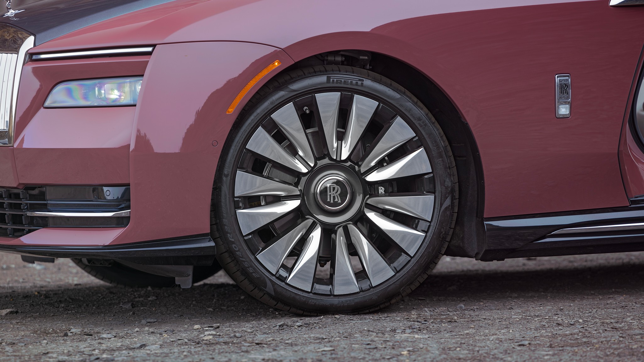 019 2024 Rolls Royce Spectre