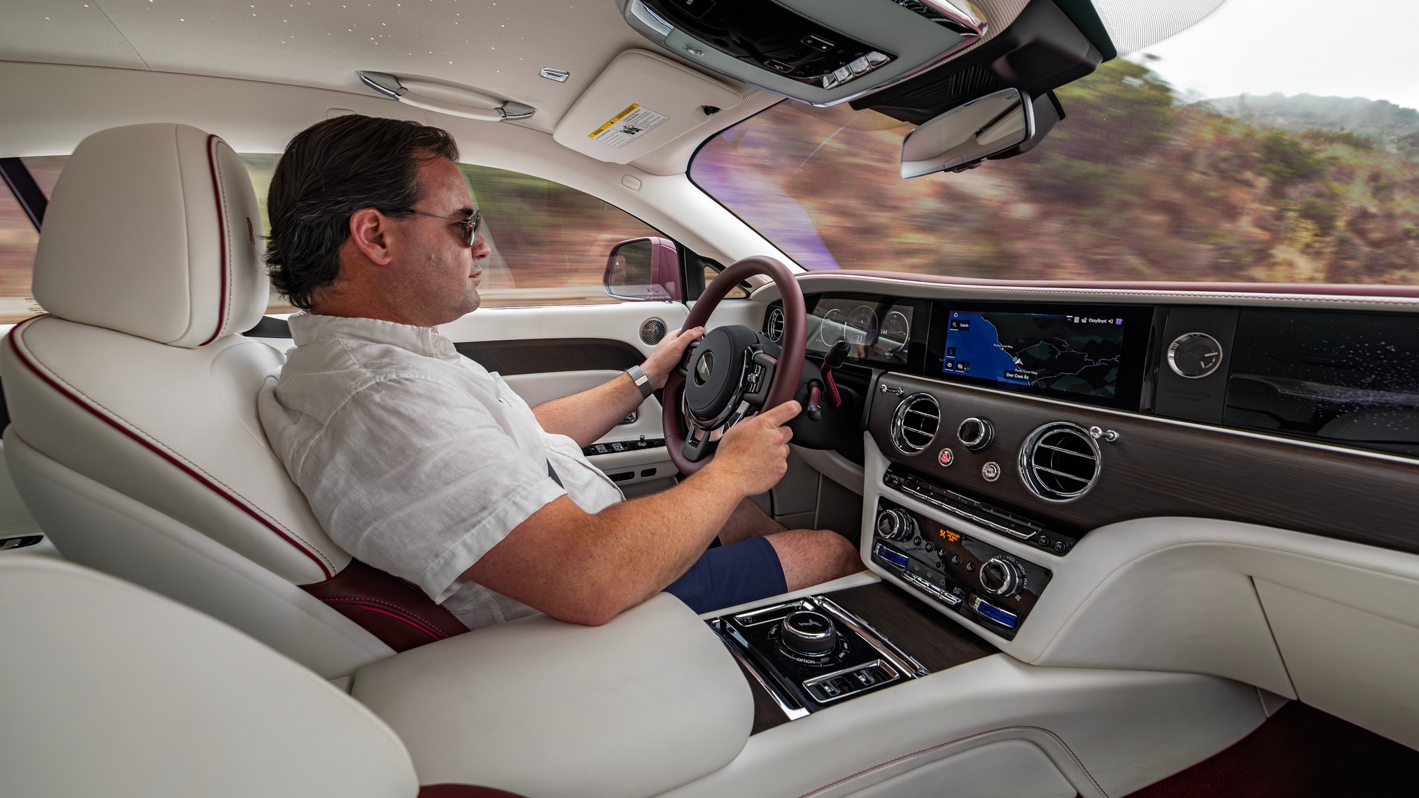 020 2024 Rolls Royce Spectre