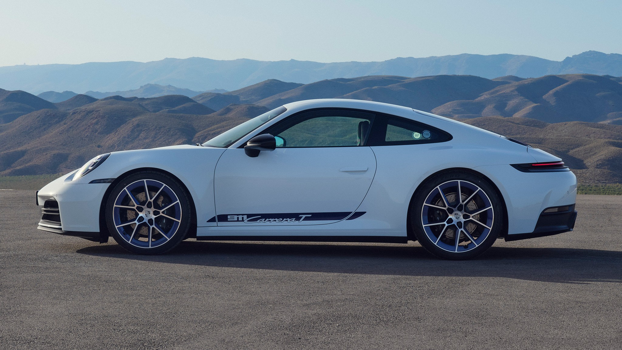 2025 Porsche 911 Carrera T coupe 4