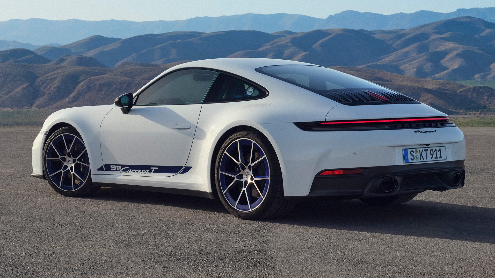 2025 Porsche 911 Carrera T coupe 5