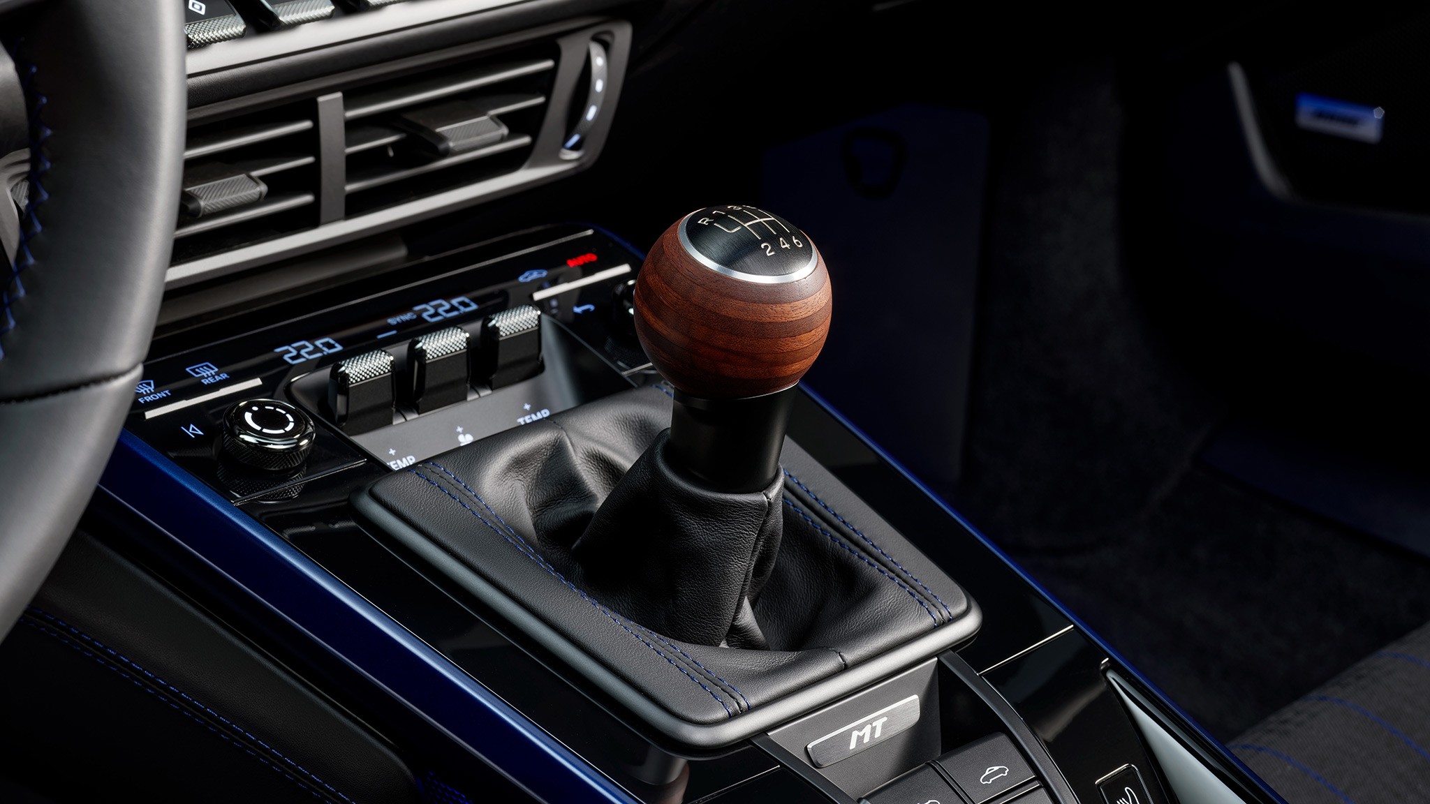 2025 Porsche 911 Carrera T Cabriolet 9