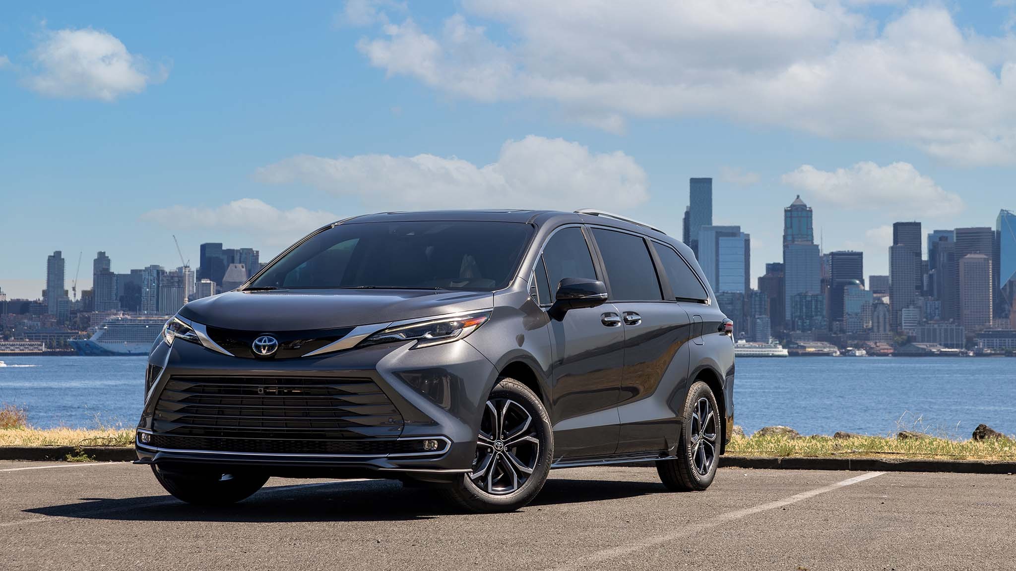 019 2025 toyota sienna