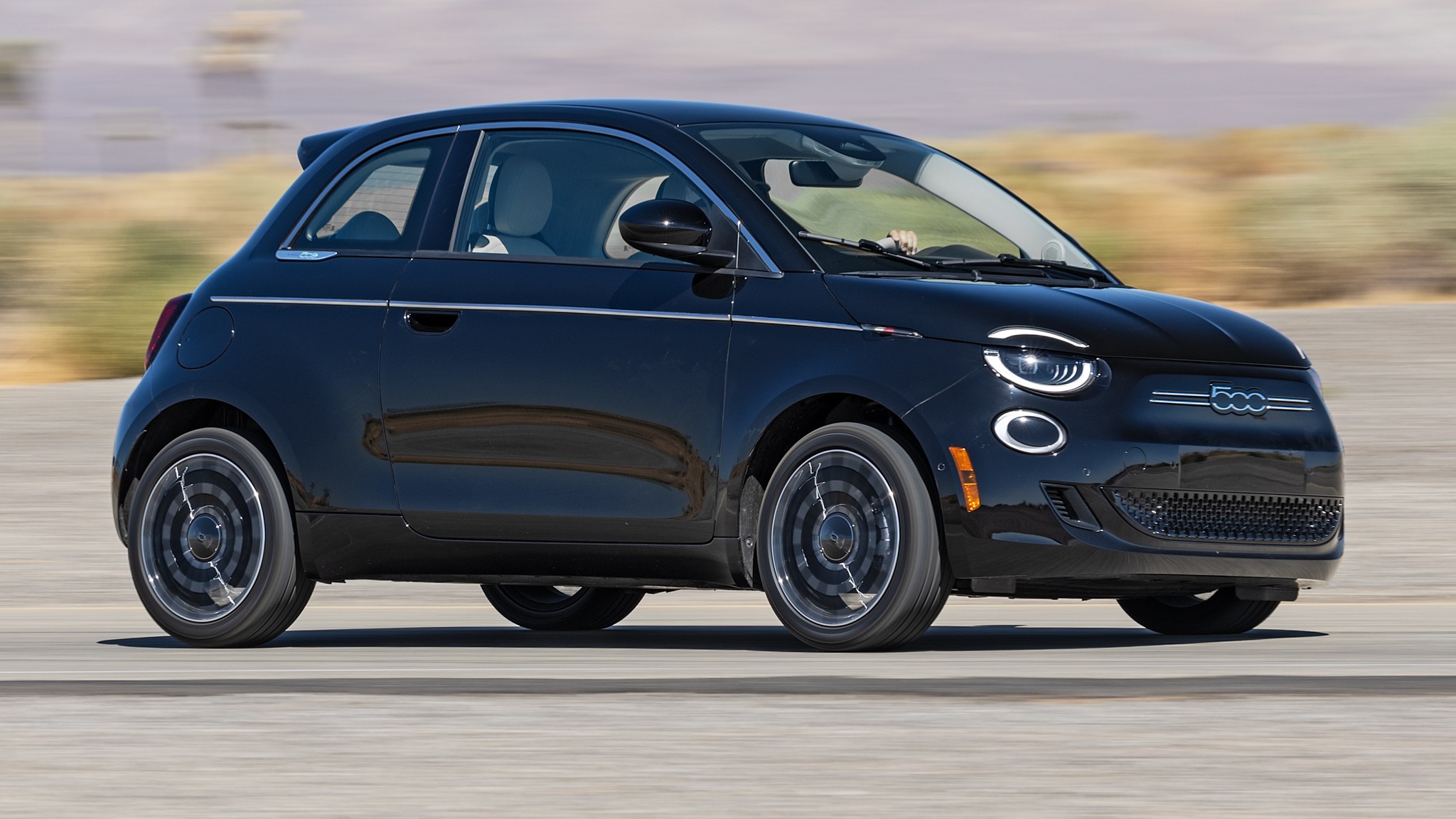 001 2024 Fiat 500e Inspired By Music Lead