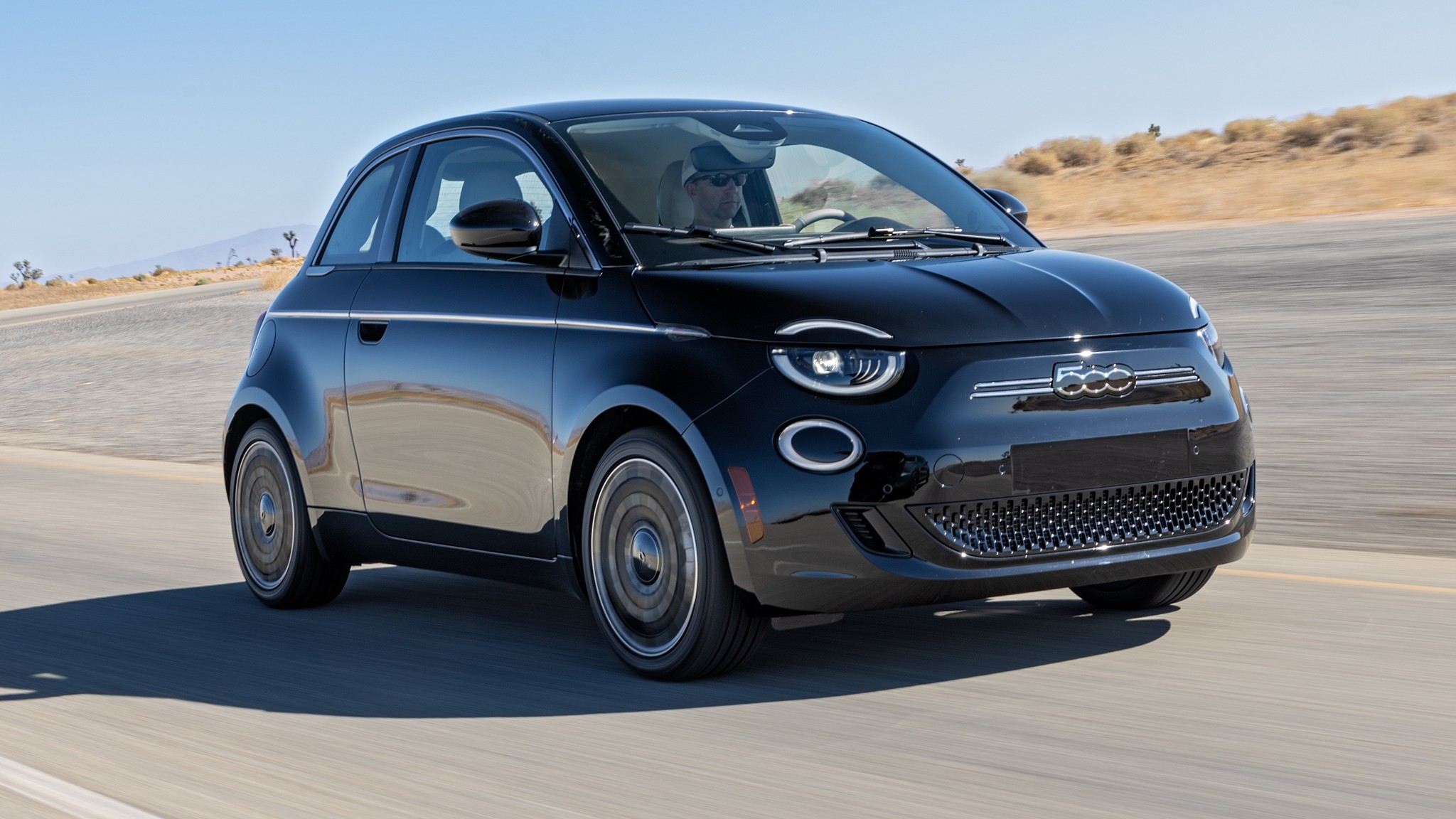2025 FIAT 500e