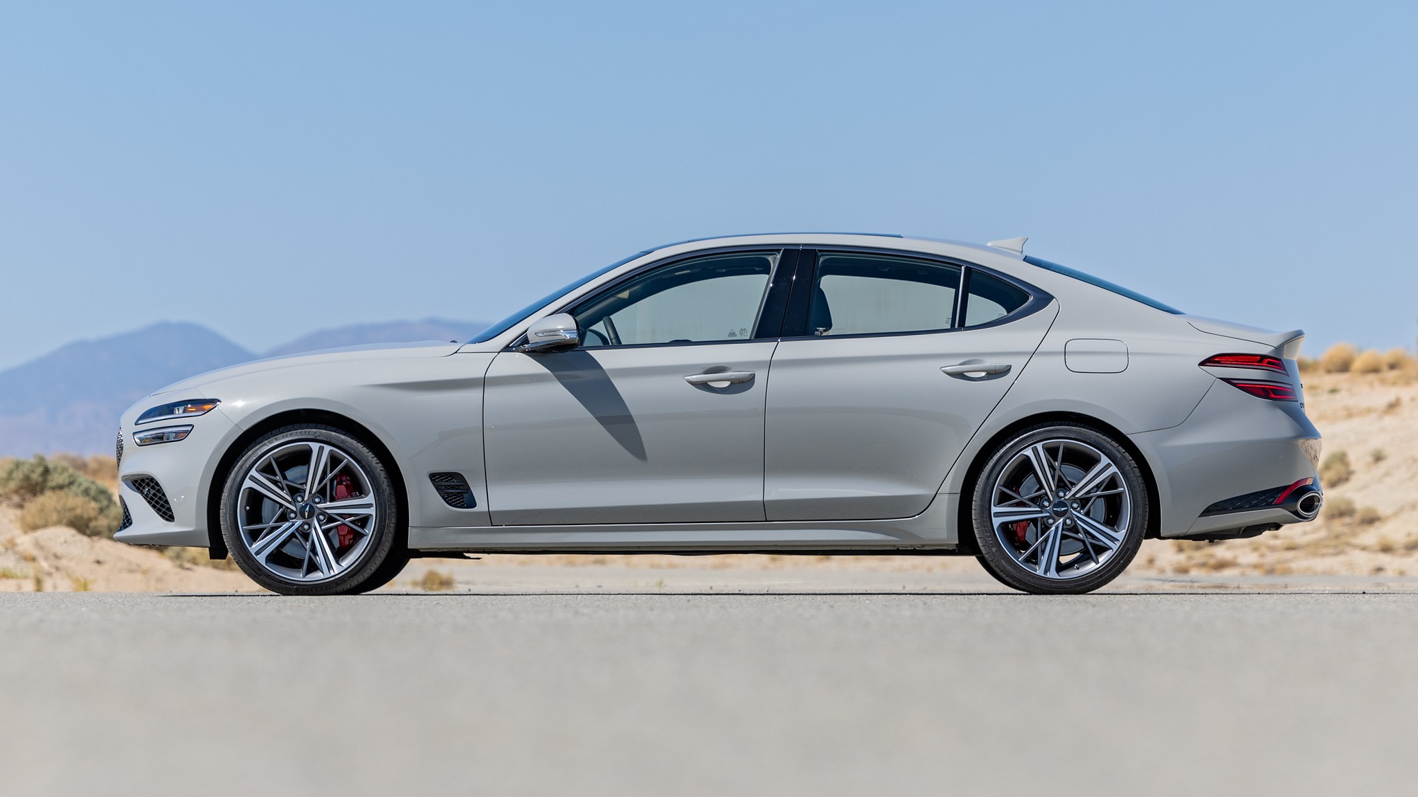 007 2024 Genesis G70 2 5T AWD